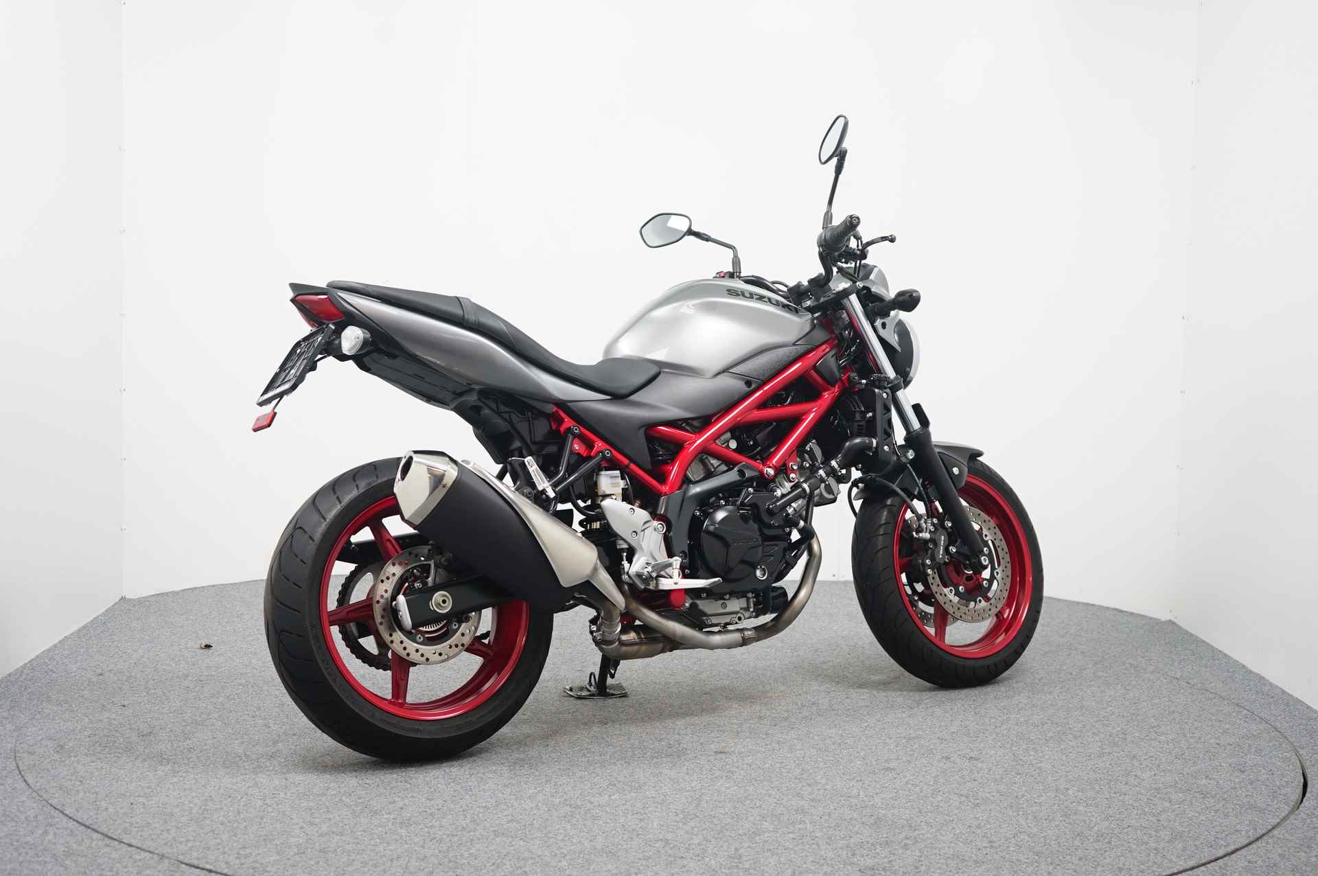 Suzuki SV 650 ABS - 8/15