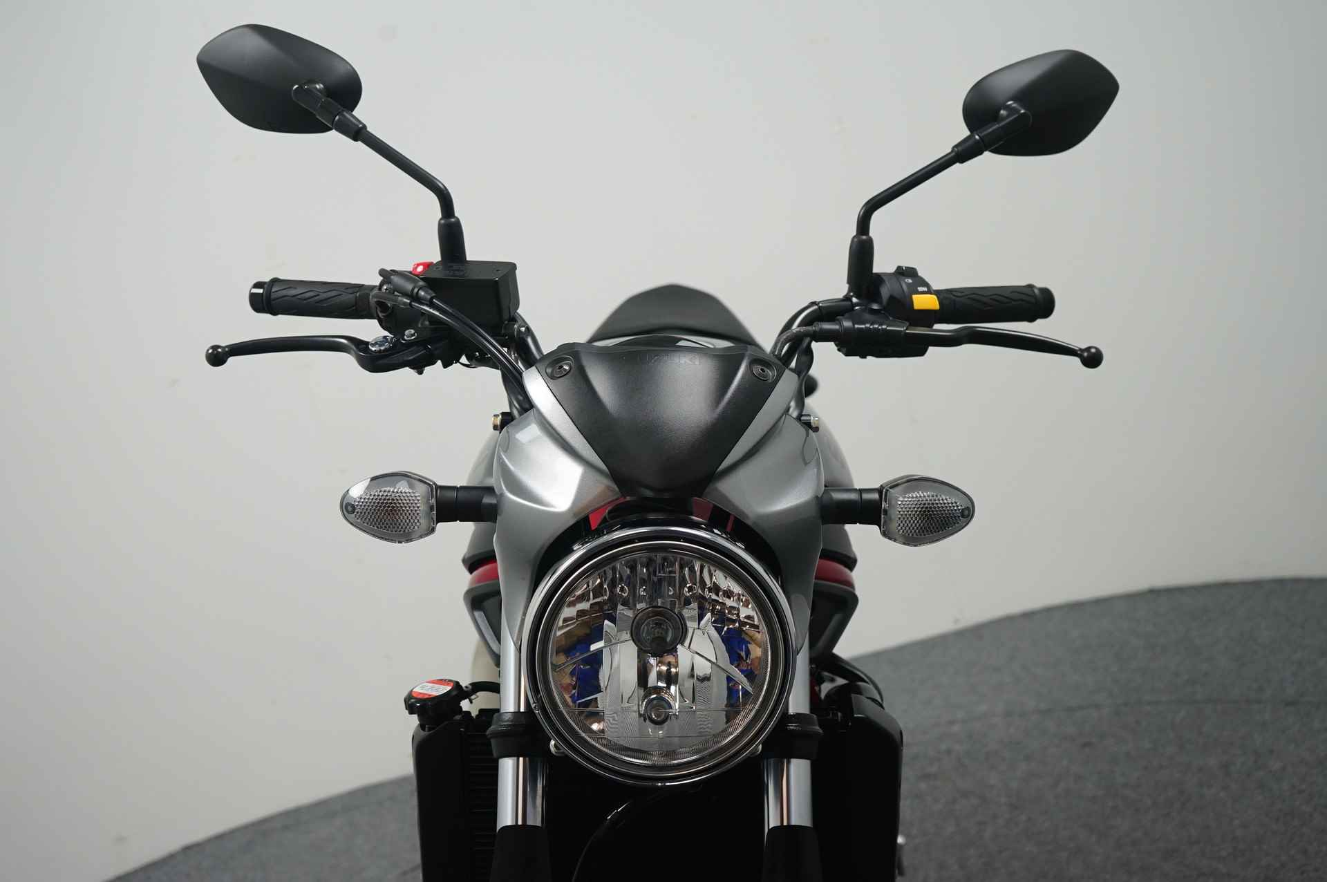 Suzuki SV 650 ABS - 9/15