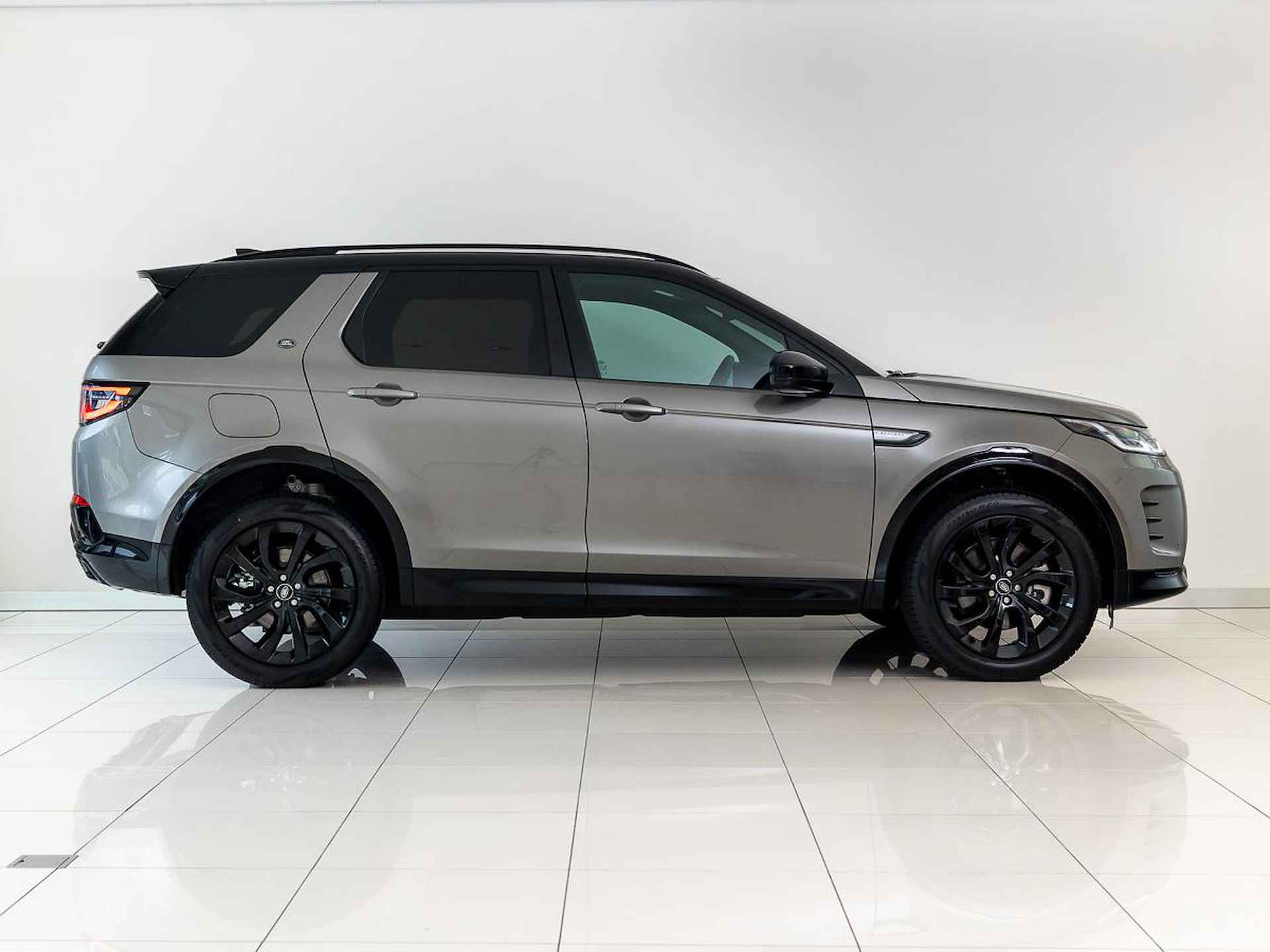 Land Rover Discovery Sport 1.5 P270e PHEV Dynamic HSE | Trekhaak | Meridian Surround | Stoelventilatie - 6/28