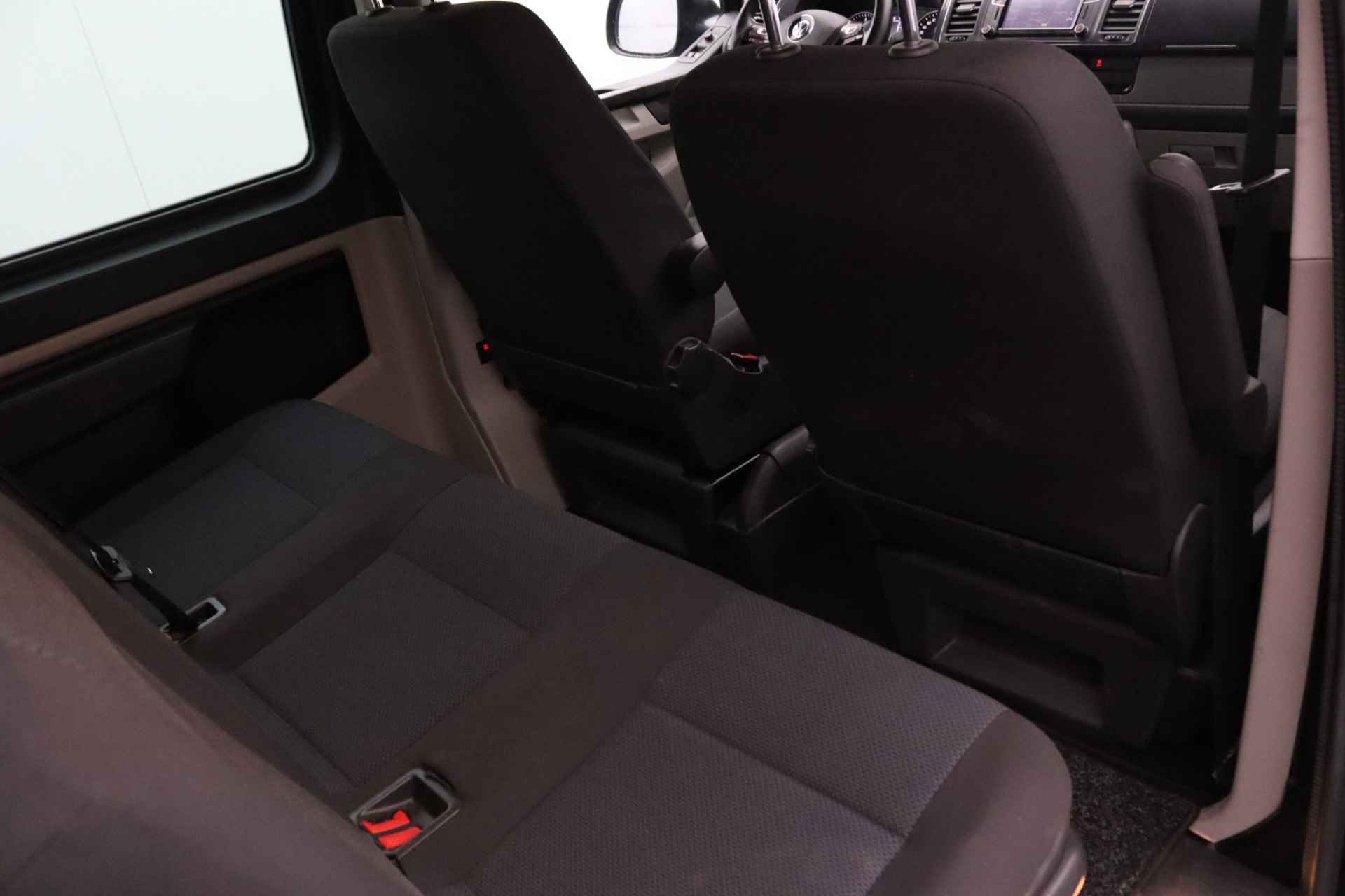 Volkswagen Transporter 2.0 TDI L2 150Pk 4Motion Highline | Dubbel cabine | Marge | Adaptieve cruise control | LED koplampen | Trekhaak | Stoelen verwar - 16/30