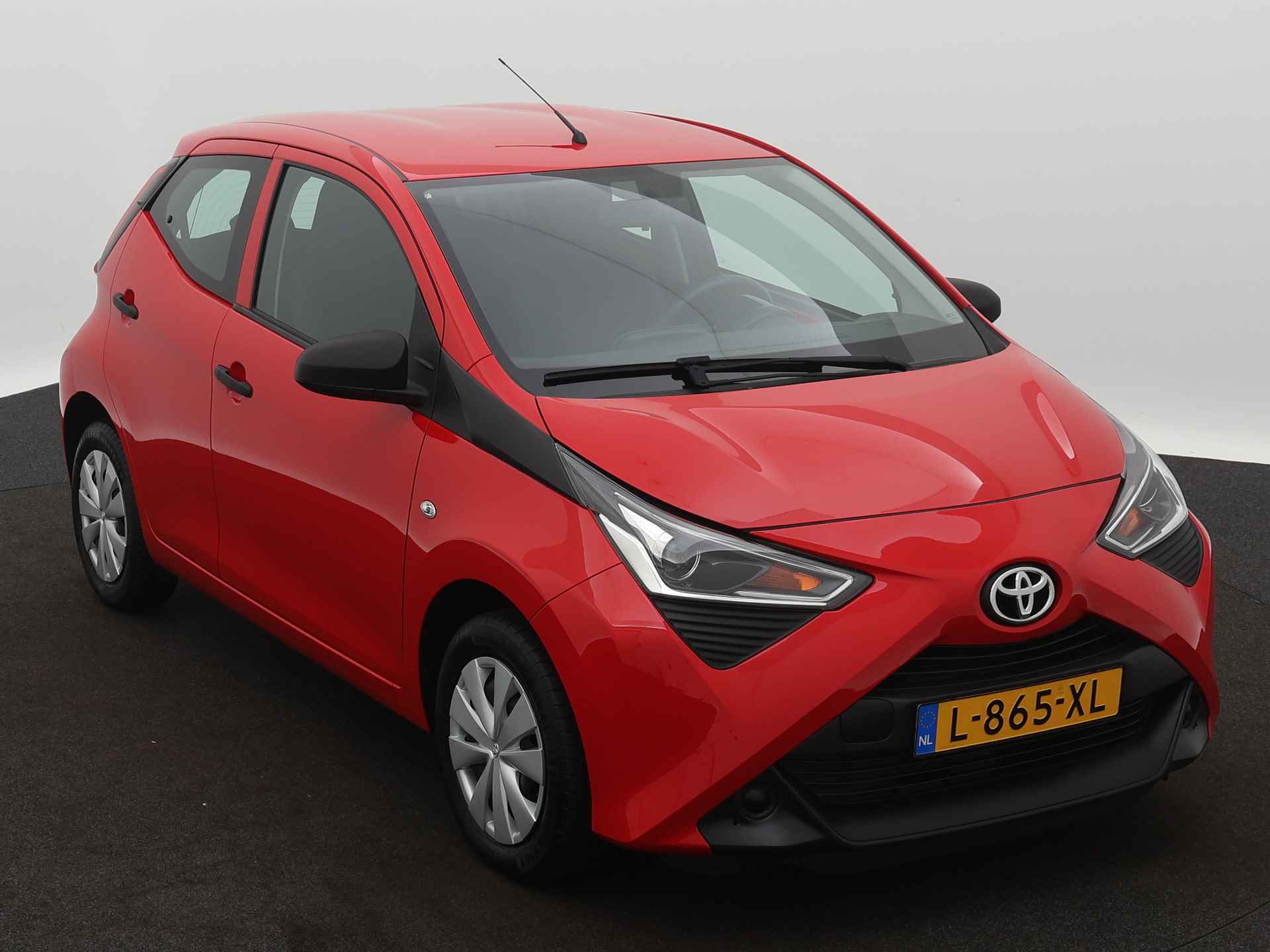 Toyota Aygo 1.0 VVT-i x-fun | Origineel NL! | BTW Verrekenbaar - 27/39