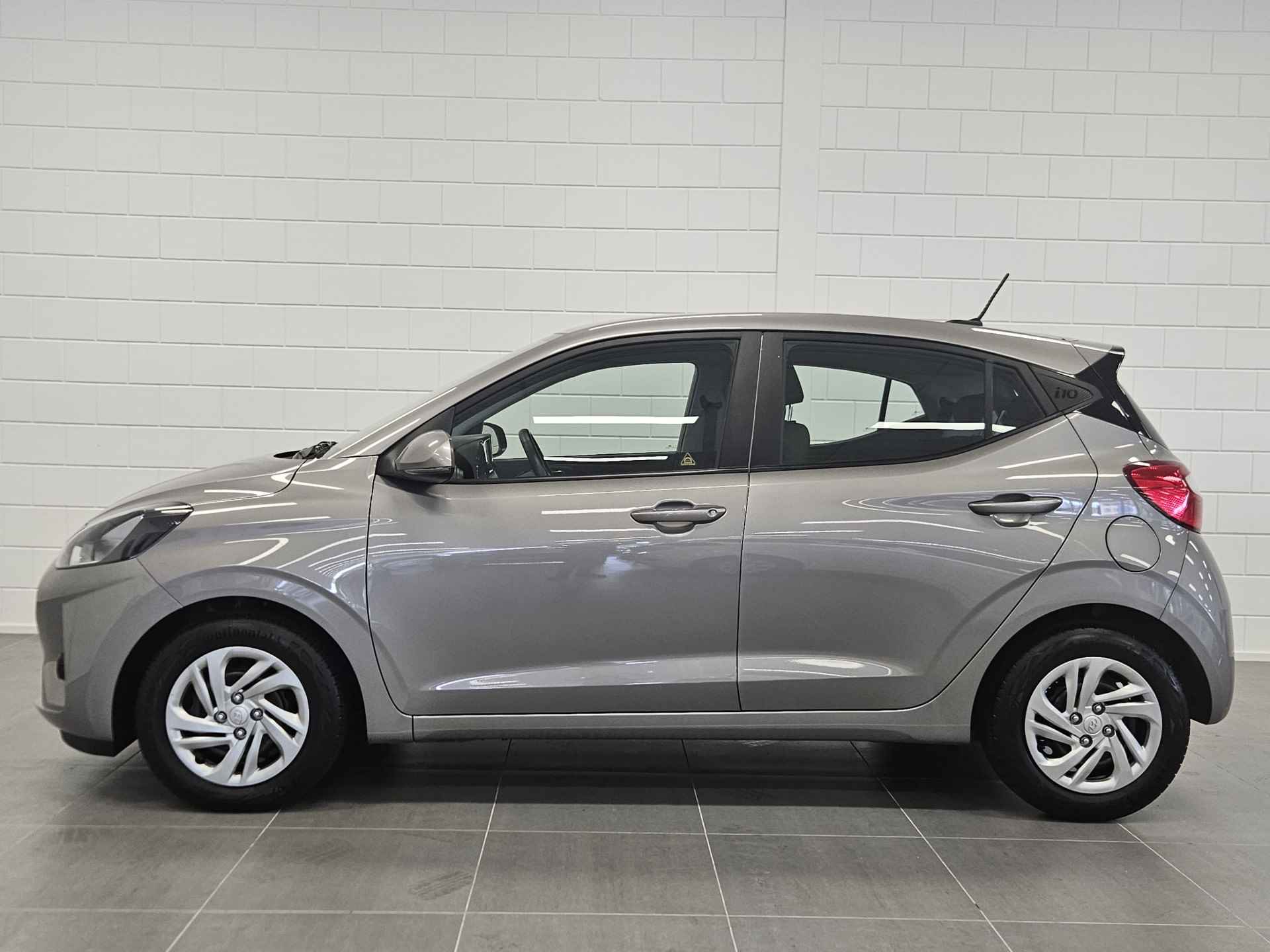 Hyundai i10 1.0 Comfort APPLE / ANDROID NAVIGATIE | AIRCONDITIONING | ZUINIGE AUTO! - 4/31