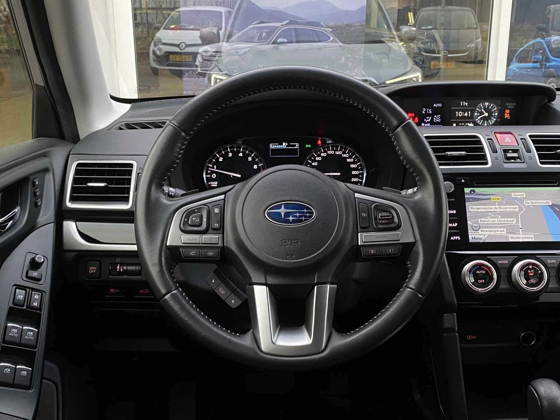 Subaru Forester 2.0 Premium | Navigatie | Achteruitrijcamera | Stoelverwarming voor | Keyless Entry | Panoramadak | Trekhaak | - 14/43