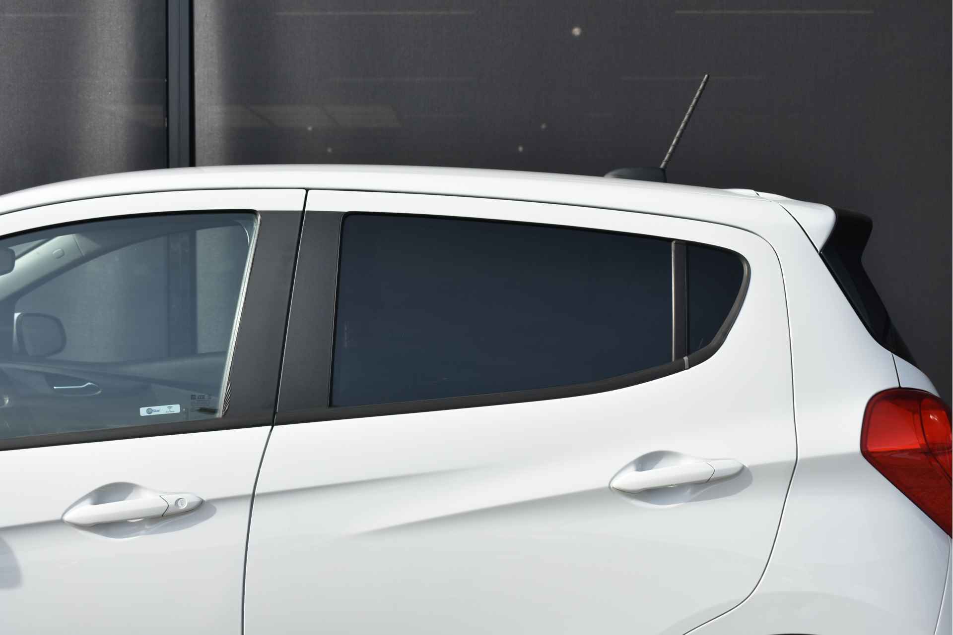 Opel KARL 1.0 Innovation | Half-Leder | Parkeersensoren | Climate Control | Bluetooth | Cruise Control | 15" LMV | Dealeronderhouden | !! - 29/31