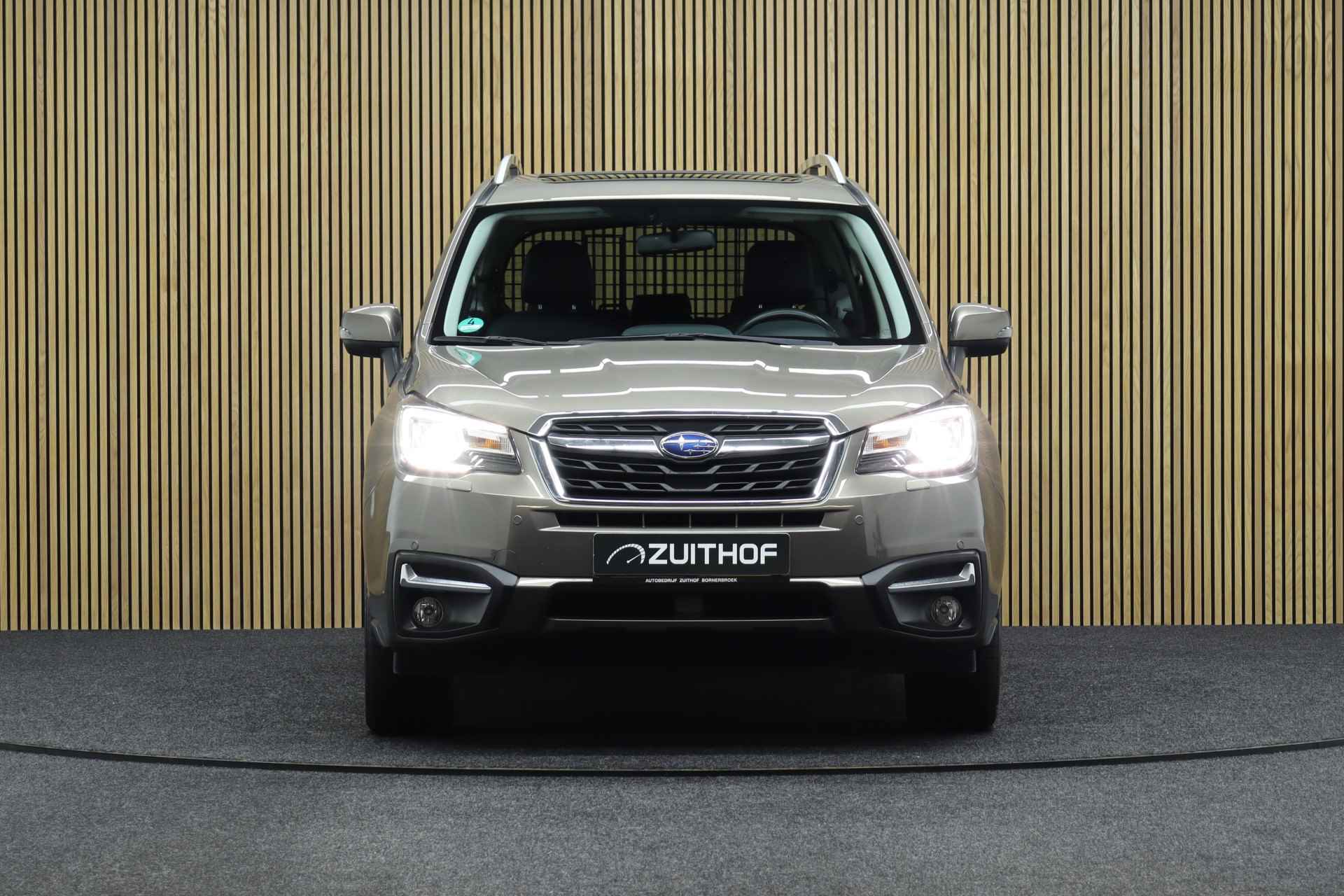 Subaru Forester 2.0 Premium AWD | Panoramadak | Trekhaak | Leder | Parkeerhulp | 1-ste Eigenaar | Cruise-control | Camera - 14/44