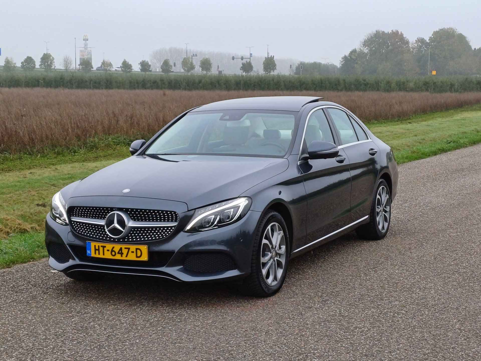 Mercedes-Benz C-Klasse 350 e Exclusive /Hybride/NL/Pano/Beige leer/Hout/Camera/ - 4/50