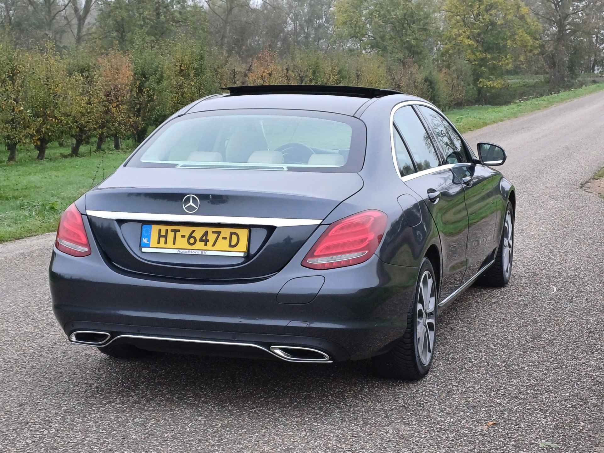 Mercedes-Benz C-Klasse 350 e Exclusive /Hybride/NL/Pano/Beige leer/Hout/Camera/ - 7/50