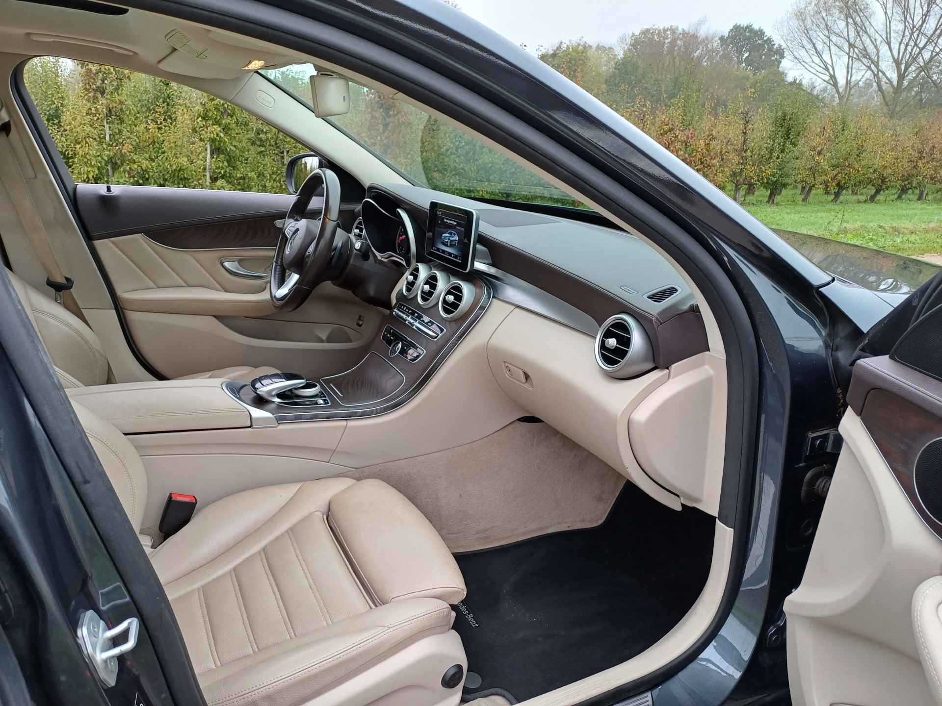 Mercedes-Benz C-Klasse 350 e Exclusive /Hybride/NL/Pano/Beige leer/Hout/Camera/ - 33/50