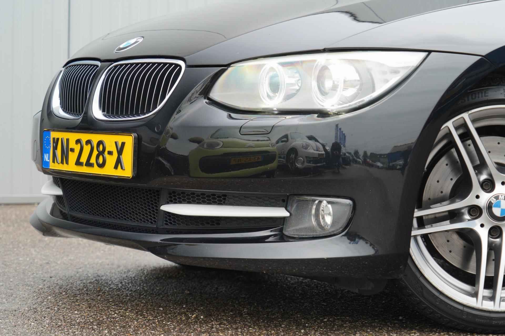 BMW 3-serie Cabrio 335i / Facelift / Leder / Navigatie / Stoelverw. / Sportstoelen / Cruise / Climate Control / Elek. Kap - 28/42