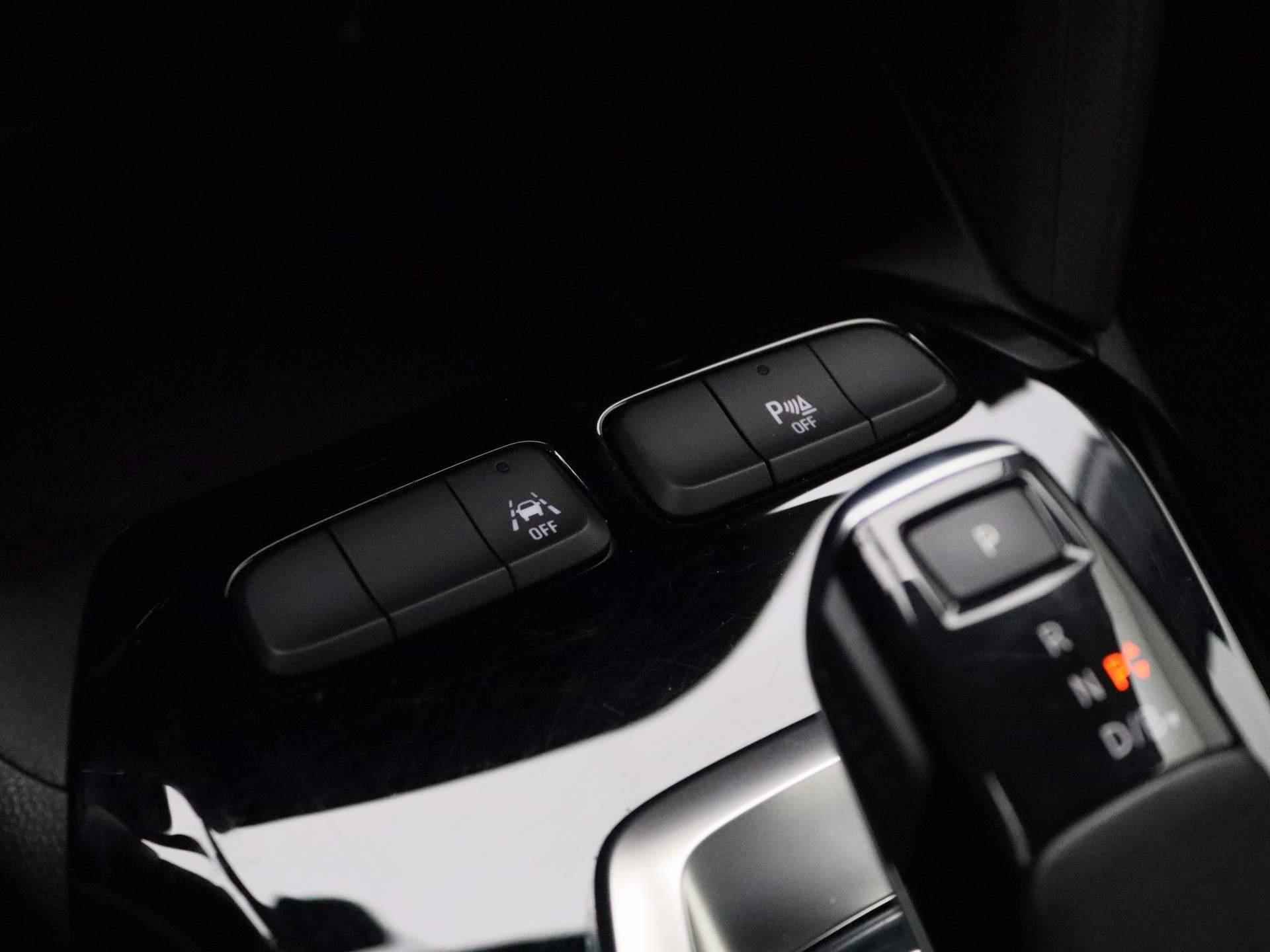 Opel Corsa-e Elegance 50 kWh | NAVIGATIE | CLIMATE CONOTROL | PARKEERSENSOREN | ACHTERUITRIJCAMERA | LED | 16"LICHTMETALEN VELGEN | - 24/32