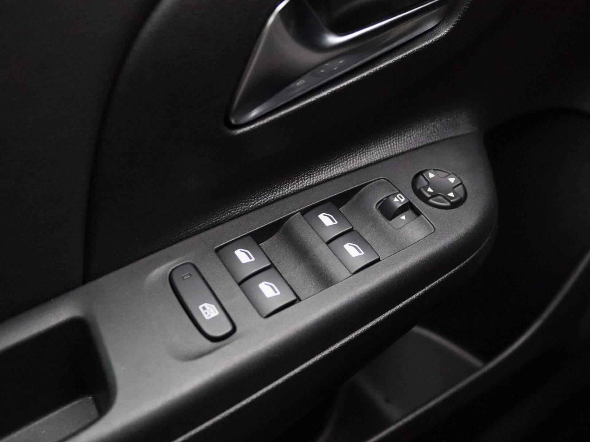 Opel Corsa-e Elegance 50 kWh | NAVIGATIE | CLIMATE CONOTROL | PARKEERSENSOREN | ACHTERUITRIJCAMERA | LED | 16"LICHTMETALEN VELGEN | - 28/32