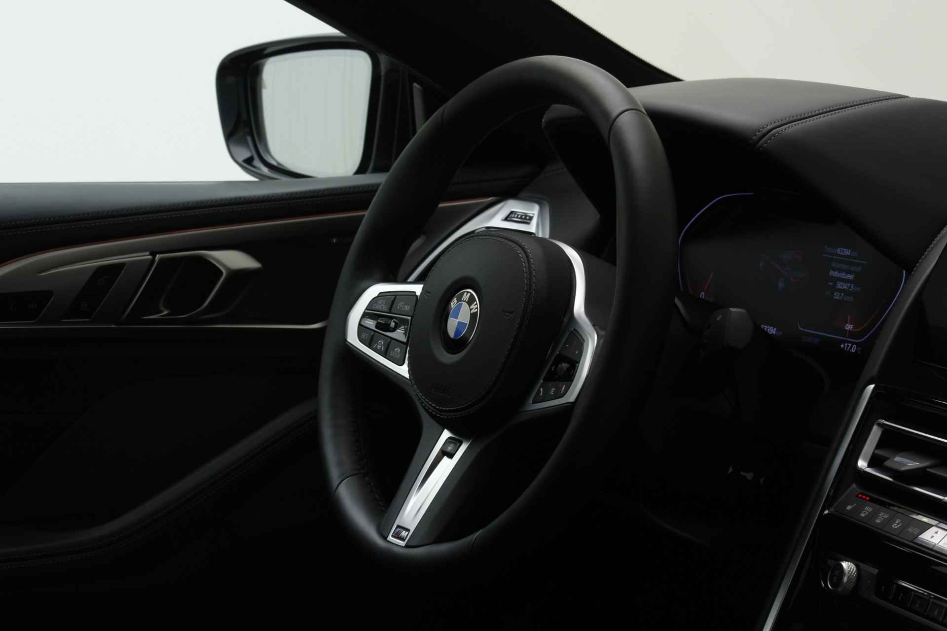 BMW 8 Serie 840i High Executive | M-Sport | Driving Assistant Professional  | 2 jaar BMW Garantie - 25/33