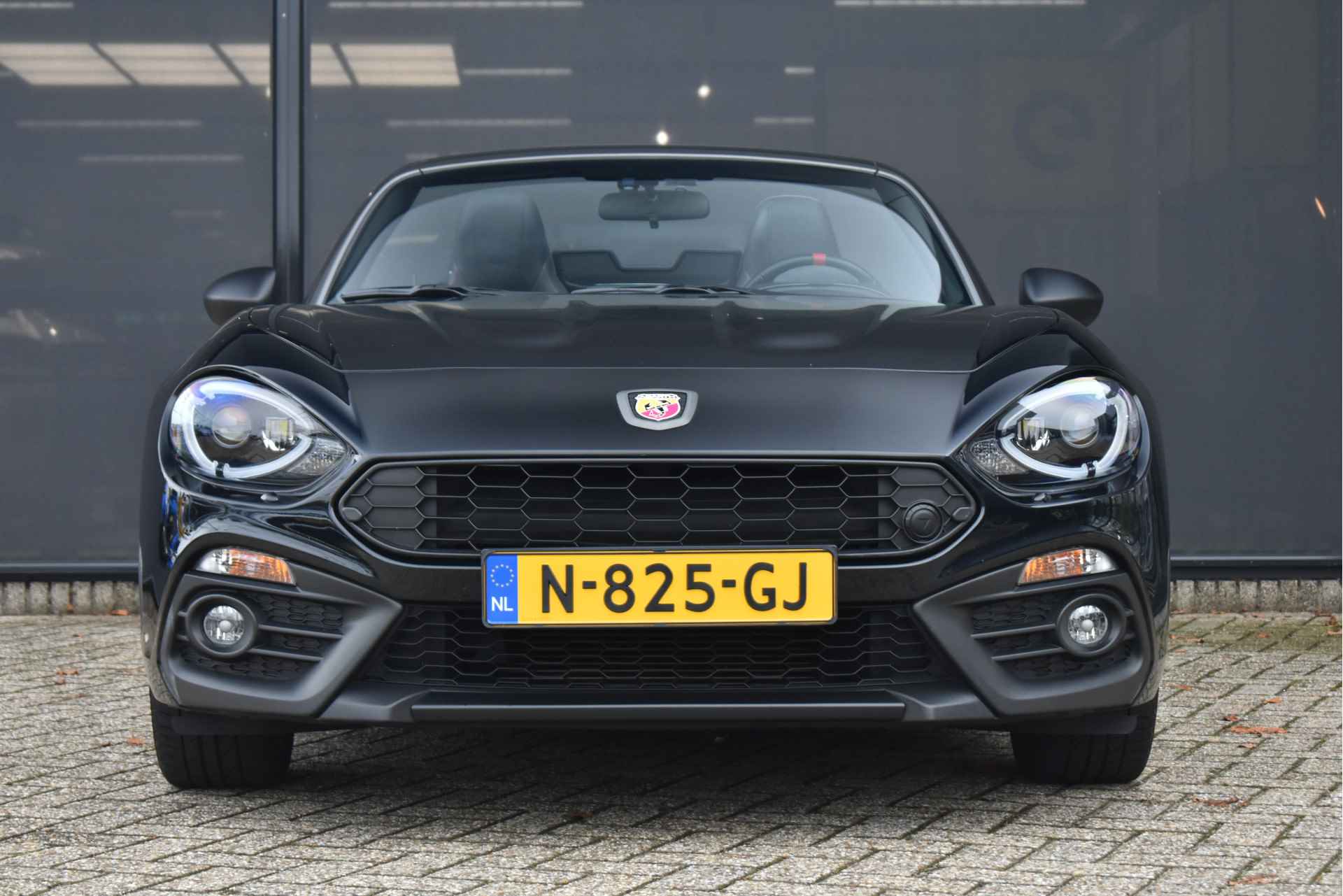 Fiat 124 Spider Abarth 1.4 MultiAir Turbo Lusso | Navigatie | Dealeronderhouden | Stoelverwarming | Alcantara | Bose Audio | Parkeersensoren | A - 10/53