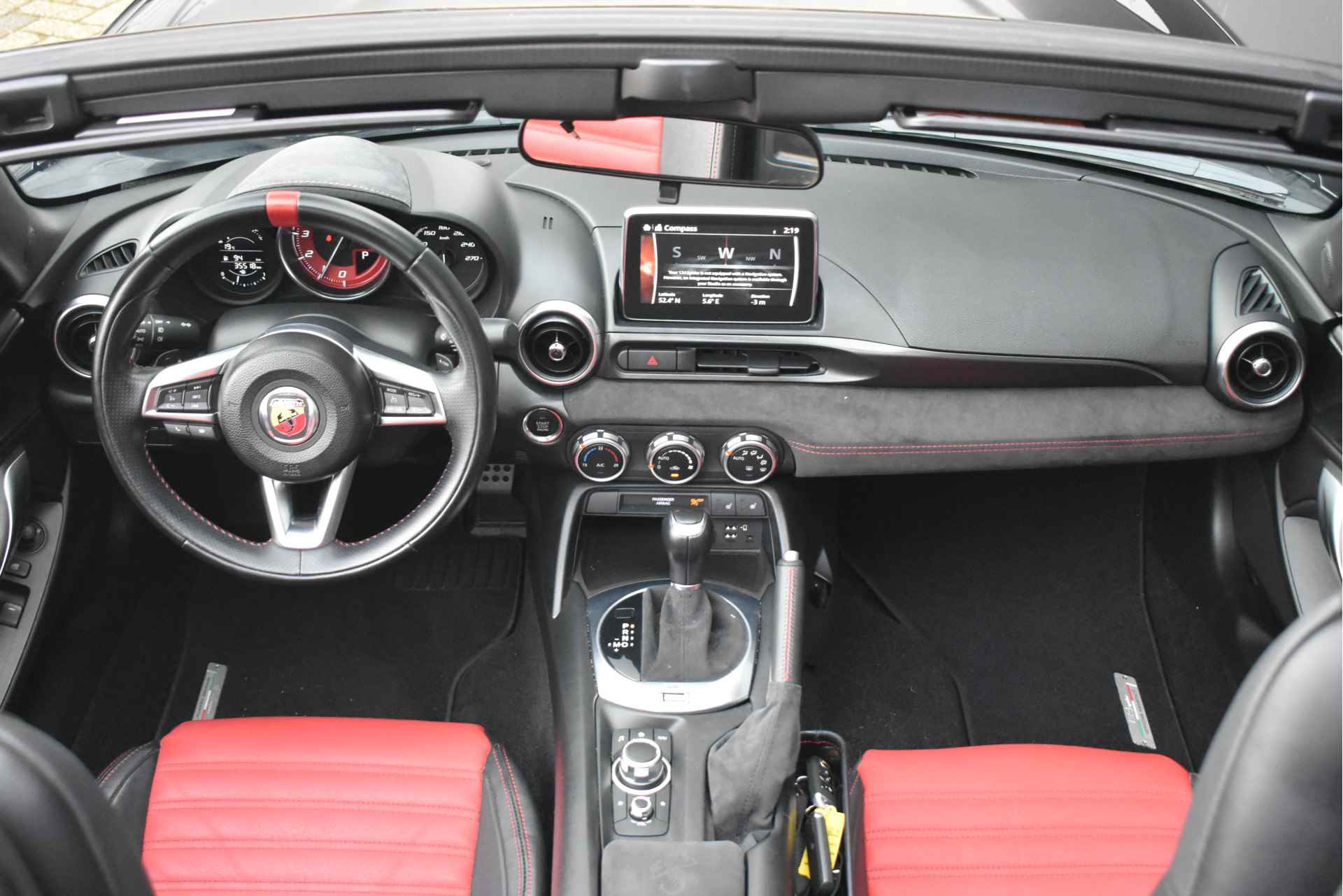 Fiat 124 Spider Abarth 1.4 MultiAir Turbo Lusso | Navigatie | Dealeronderhouden | Stoelverwarming | Alcantara | Bose Audio | Parkeersensoren | A - 12/53