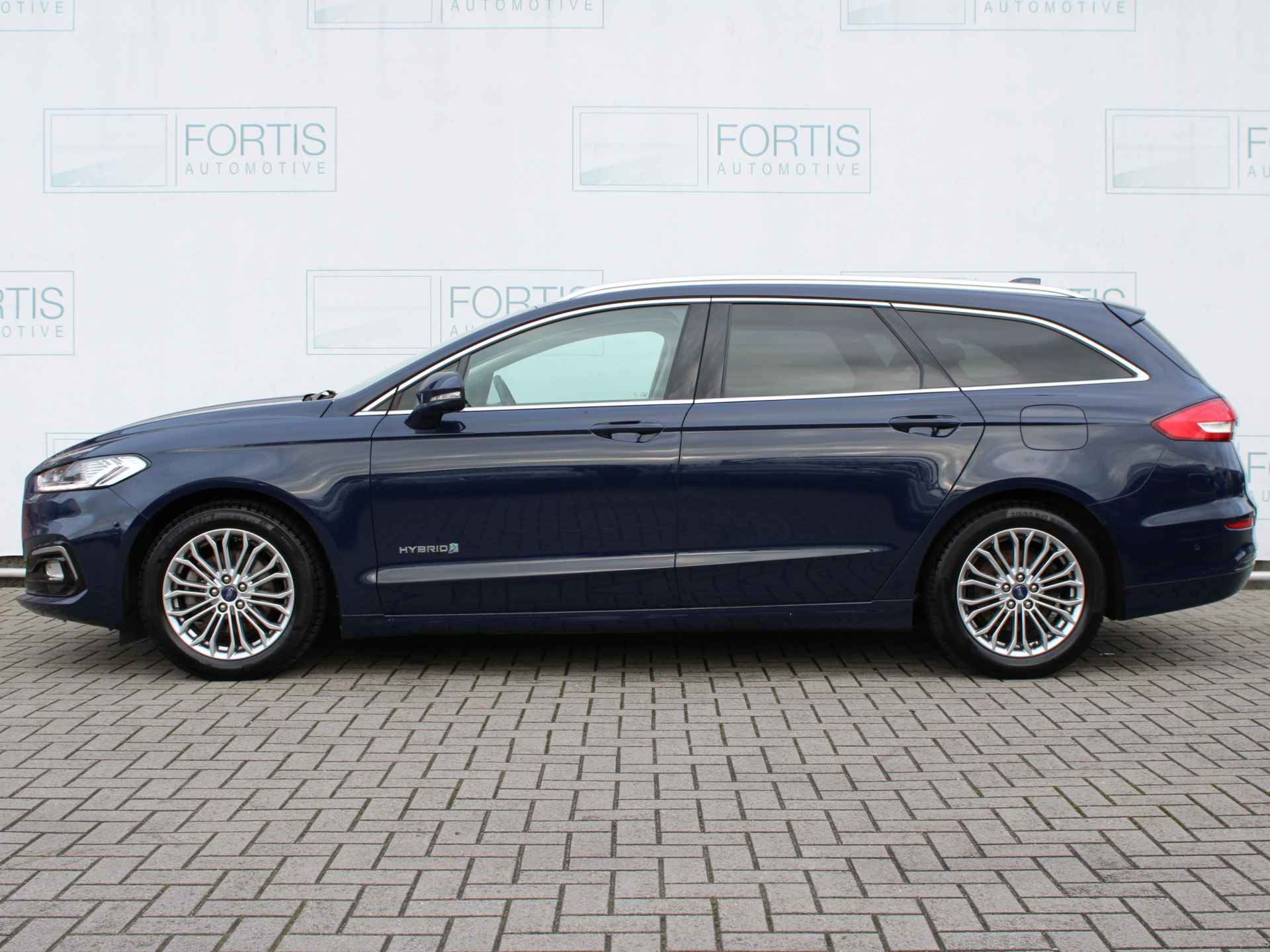 Ford Mondeo Wagon 2.0 IVCT HEV Titanium NL AUTO | CAMERA | CARPLAY | - 8/27