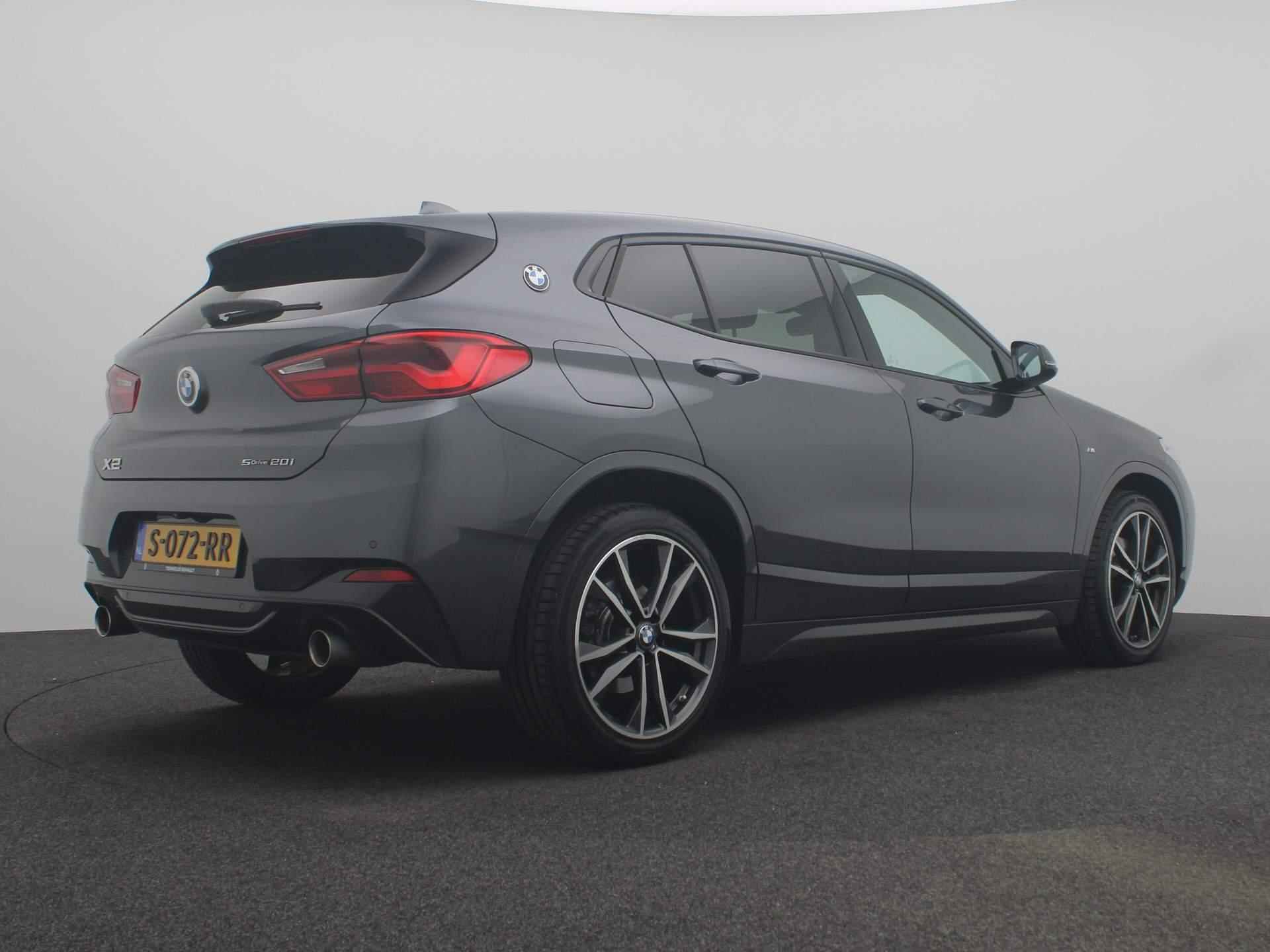 BMW X2 sDrive20i Executive | M Pakket | Stoelverw. | Parkeercamera | - 5/39