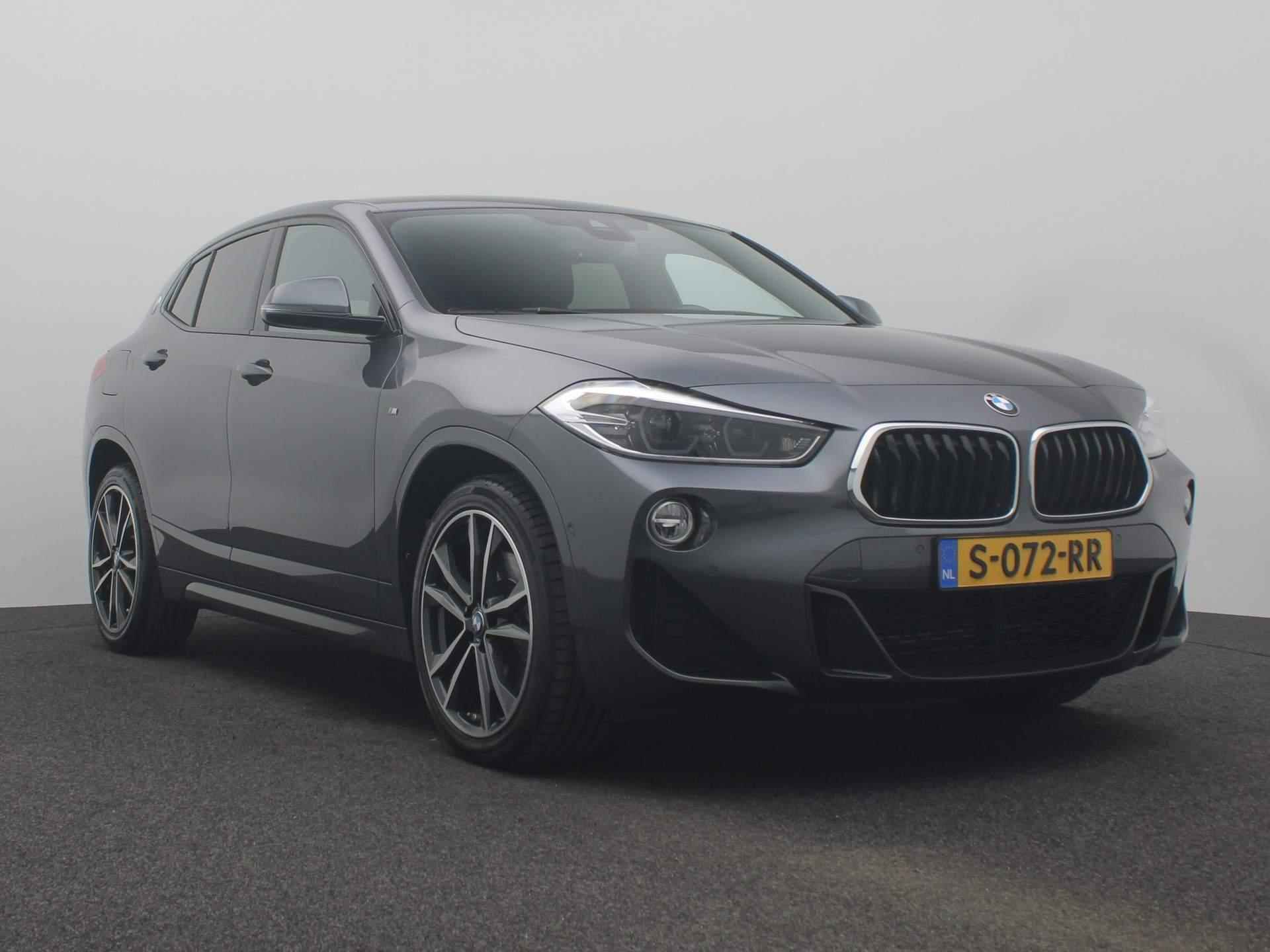 BMW X2 sDrive20i Executive | M Pakket | Stoelverw. | Parkeercamera | - 7/39