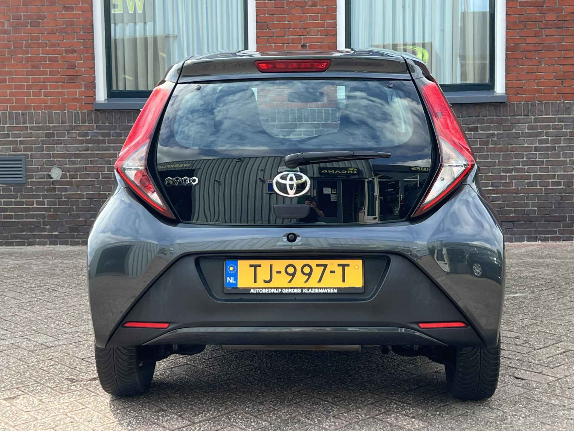 Toyota Aygo 1.0 VVT-i x-fun | LED | BOVAG GARANTIE | - 6/26