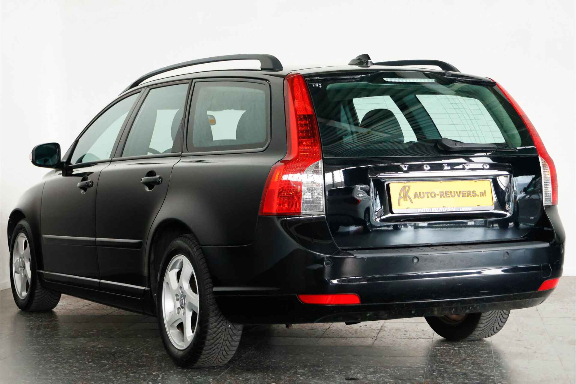 Volvo V50 1.6 D2 Business Edition / Bi-Xenon / Clima / Cruisecontrol / Bluetooth - 5/25