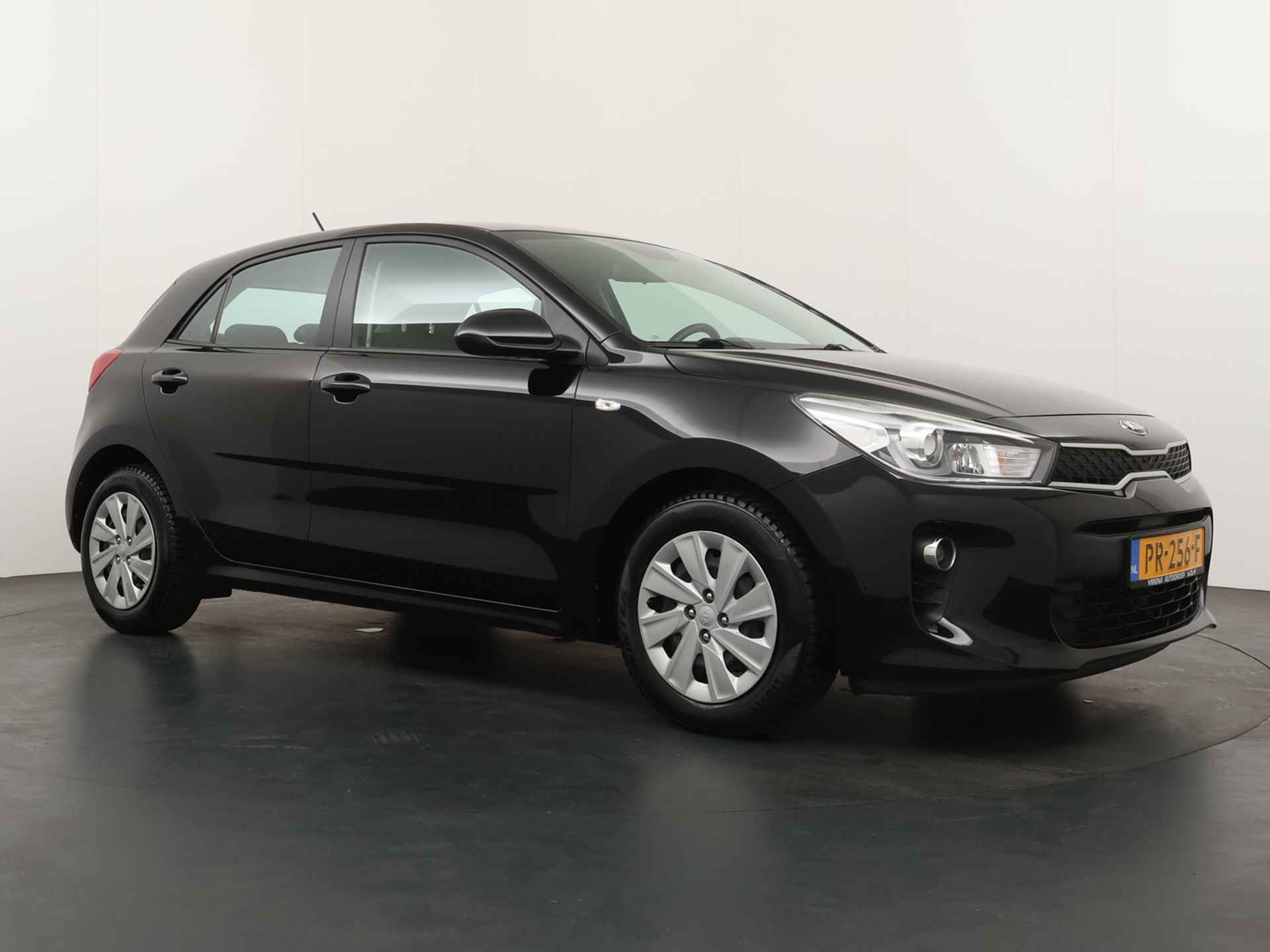 Kia Rio 1.0 TGDI ComfortPlusLine Navigator - Trekhaak - Navigatie - Airco - Bluetooth - Apple Carplay/Android Auto - Cruise control - - 12 maanden Bovag garantie - 11/46