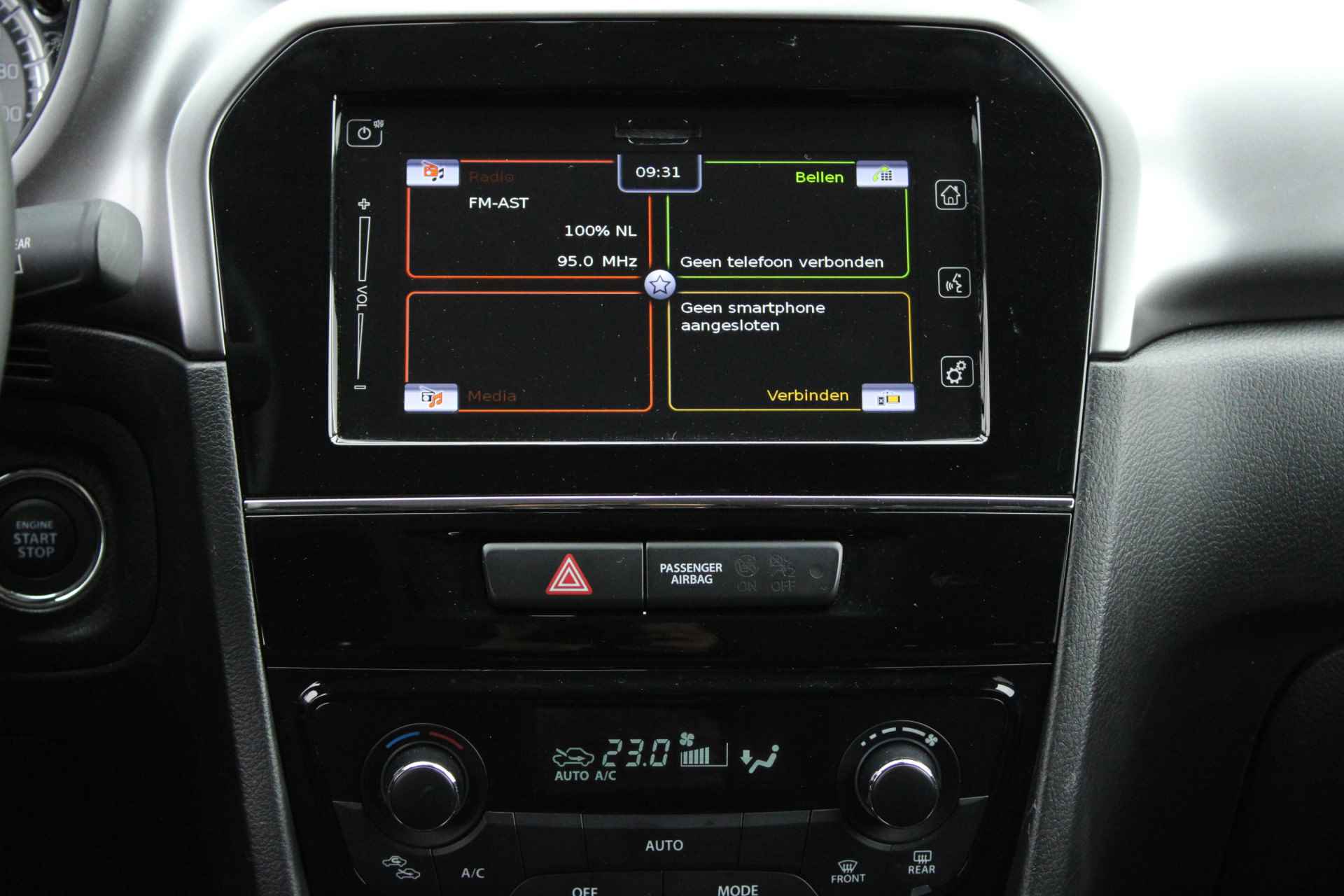 Suzuki Vitara 1.5 Hybrid Select CARPLAY | CAMERA | CRUISE ADAPTIEF| TREKHAAK - 22/38