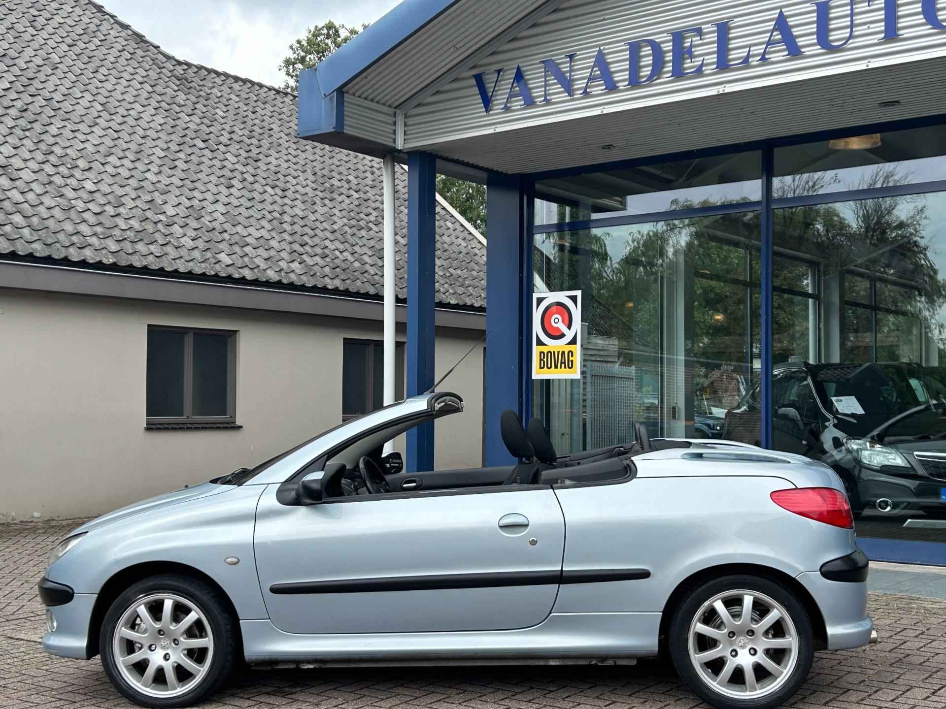 Peugeot 206 CC 2.0-16V El.Klap-Cabriodak Clima LM-Velgen Elek.Pakket NAP NL-Auto APK 5-25 Nette Staat! - 3/23