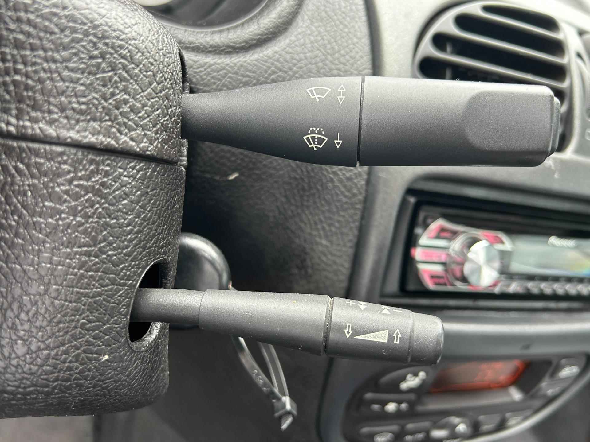 Peugeot 206 CC 2.0-16V El.Klap-Cabriodak Clima LM-Velgen Elek.Pakket NAP NL-Auto APK 5-25 Nette Staat! - 21/23