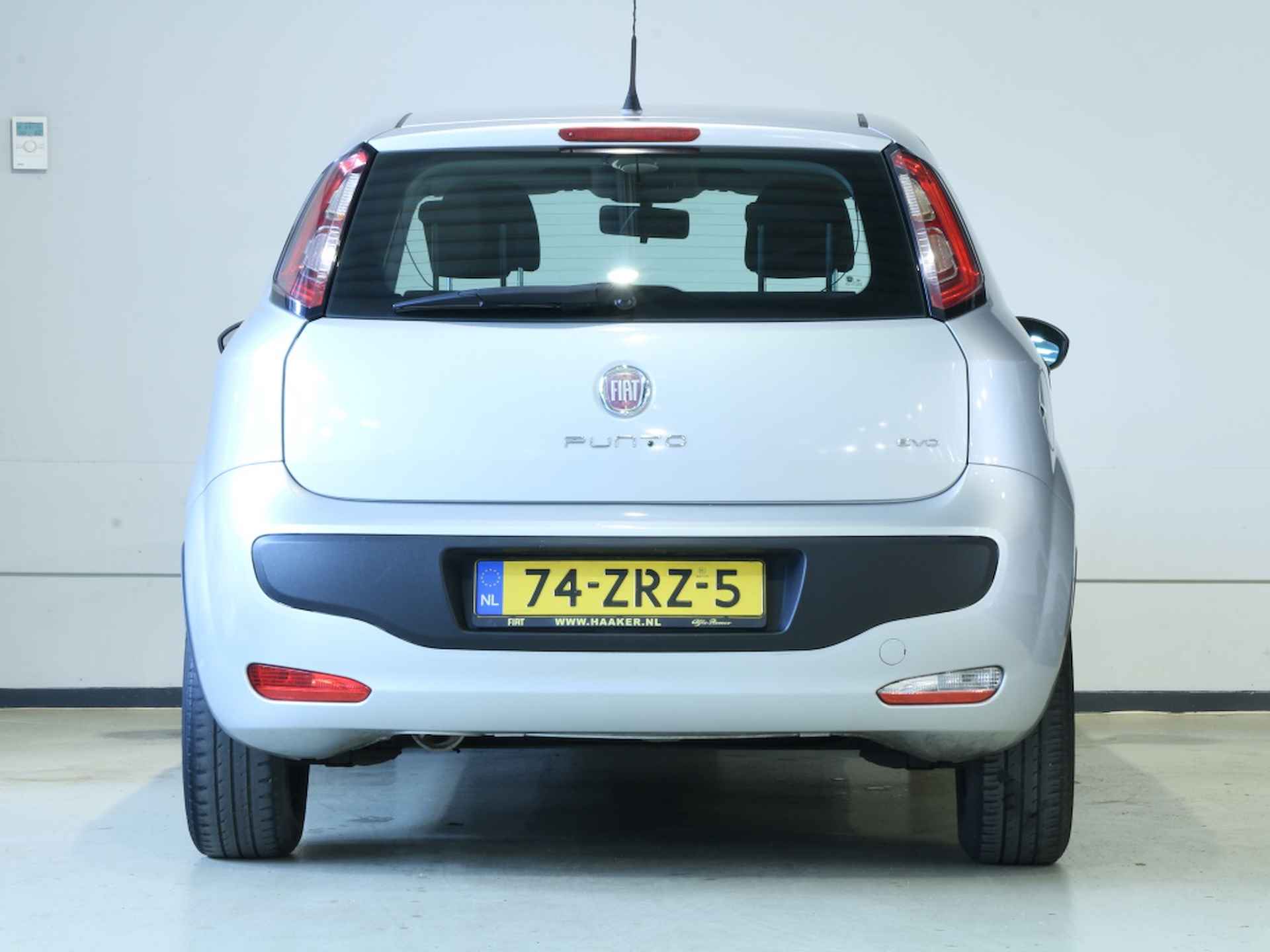 Fiat Punto Evo 1.2 Active * ALL-IN PRIJS * 1 JAAR GARANTIE - 10/17