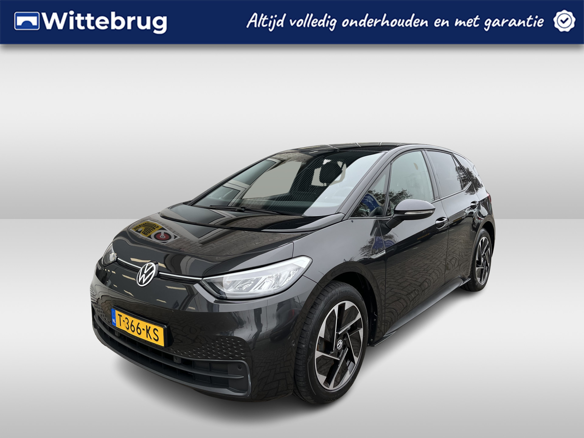 Volkswagen ID.3 Pro Edition Advantage 58 kWh / AUTOMAAT/ KEYLESS/ ADAPT. CRUISE/ NAVI/ DAB/ APP-CONNECT/ STUUR & STOELVERWARMING/ PARK. SENSOREN + CAMERA/ 18"LMV