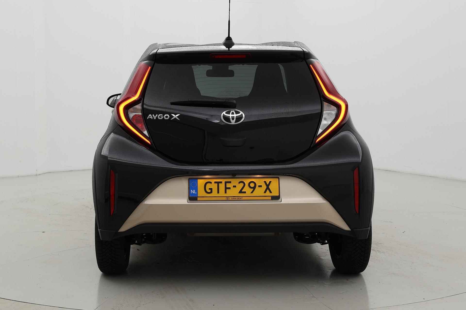 Toyota Aygo X 1.0 VVT-i MT Pulse Apple\Android 5drs - 12/32