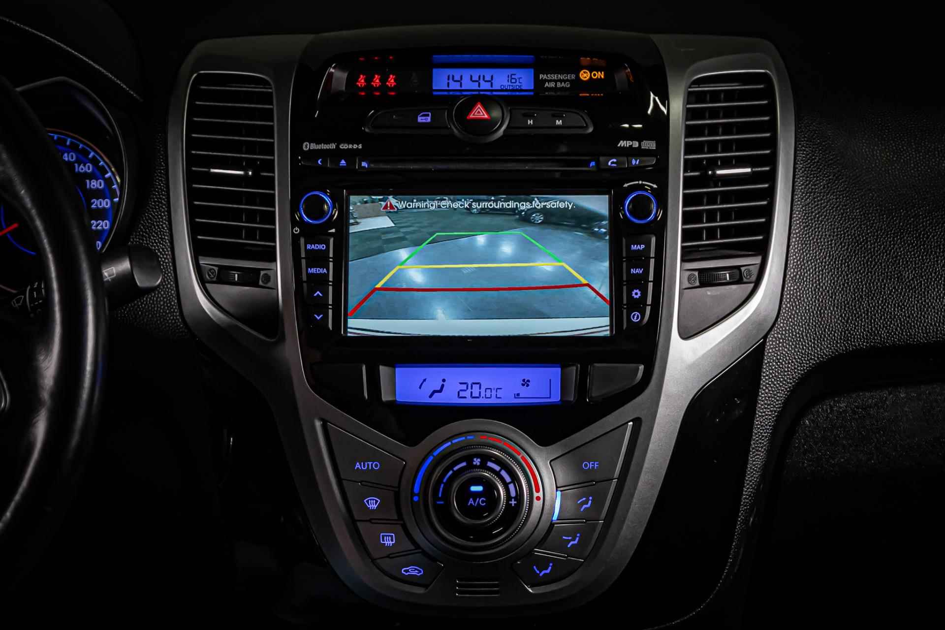 Hyundai IX20 1.6i Go! I Navigatie I Achteruitrij camera I Rijklaarprijs - 24/32