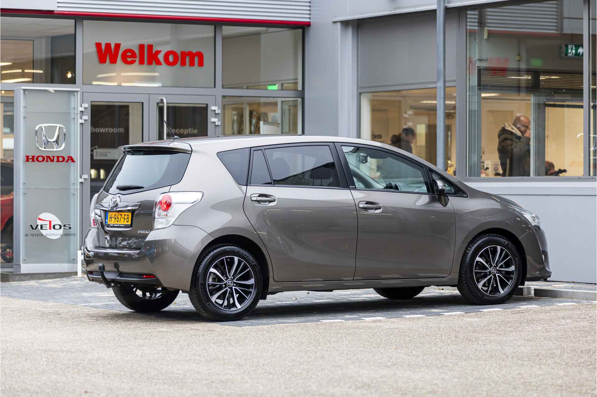 Toyota Verso 1.8 VVT-i AUTOMAAT Trekhaak ,Navigatie , All-in Rijklaarprijs - 3/48