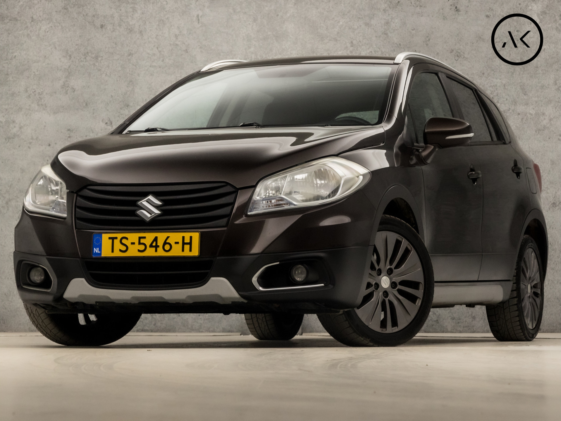 Suzuki S-Cross 1.6 Exclusive Automaat (PANORAMADAK, CLIMATE, CRUISE, GETINT GLAS, SPORTSTOELEN, LM VELGEN, BLUETOOTH, NIEUWE APK, NIEUWSTAAT)