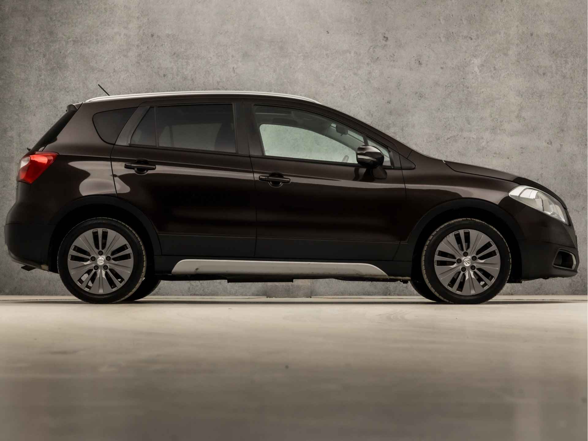 Suzuki S-Cross 1.6 Exclusive Automaat (PANORAMADAK, CLIMATE, CRUISE, GETINT GLAS, SPORTSTOELEN, LM VELGEN, BLUETOOTH, NIEUWE APK, NIEUWSTAAT) - 4/29