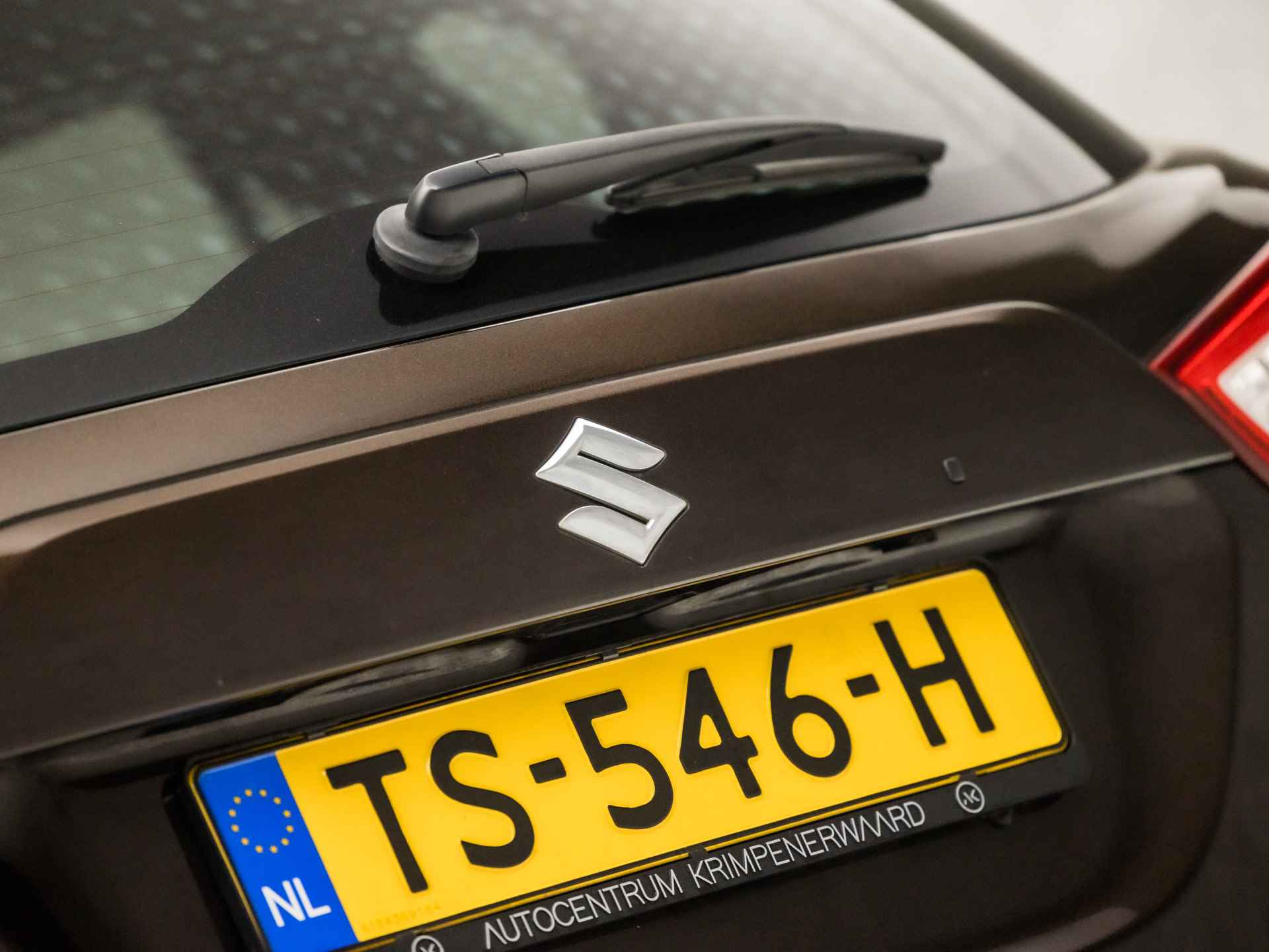 Suzuki S-Cross 1.6 Exclusive Automaat (PANORAMADAK, CLIMATE, CRUISE, GETINT GLAS, SPORTSTOELEN, LM VELGEN, BLUETOOTH, NIEUWE APK, NIEUWSTAAT) - 24/29