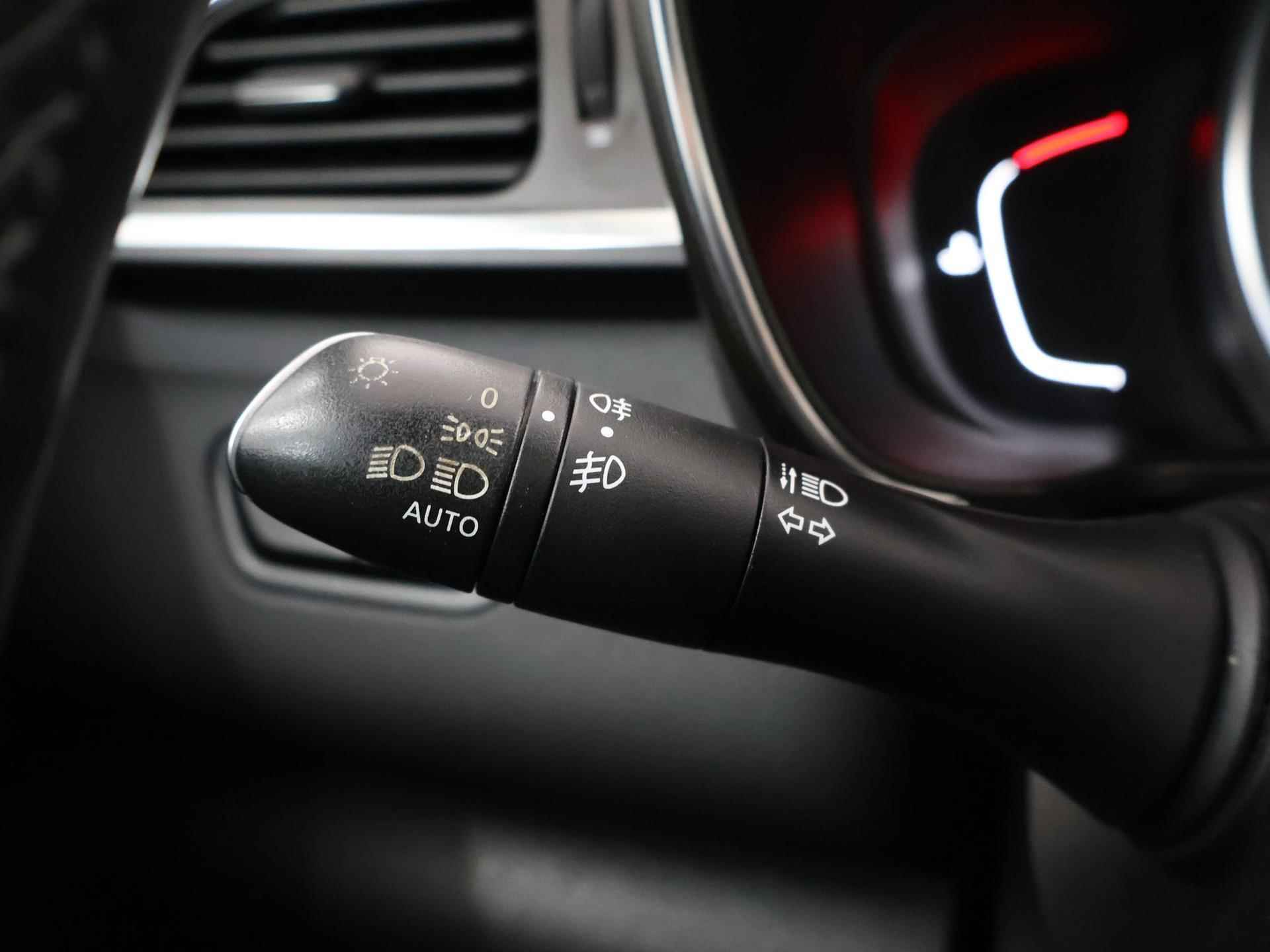Renault Kadjar 1.2 TCe Bose | Panoramadak | Navigatie | Stoelverwarming | Climate Control | Dodehoekdetectie | - 29/39
