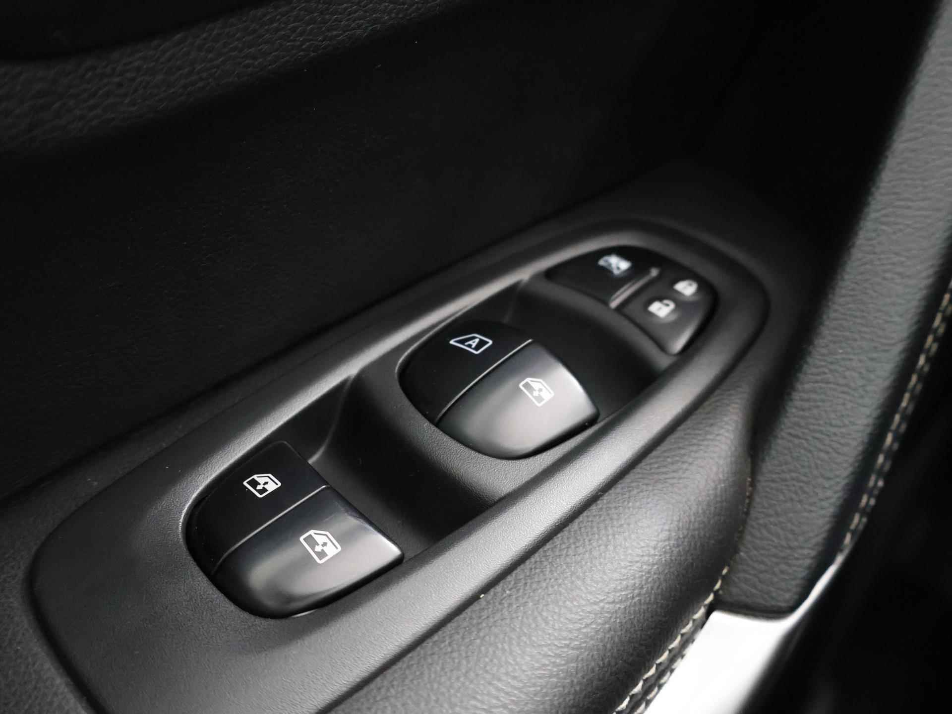Renault Kadjar 1.2 TCe Bose | Panoramadak | Navigatie | Stoelverwarming | Climate Control | Dodehoekdetectie | - 31/39