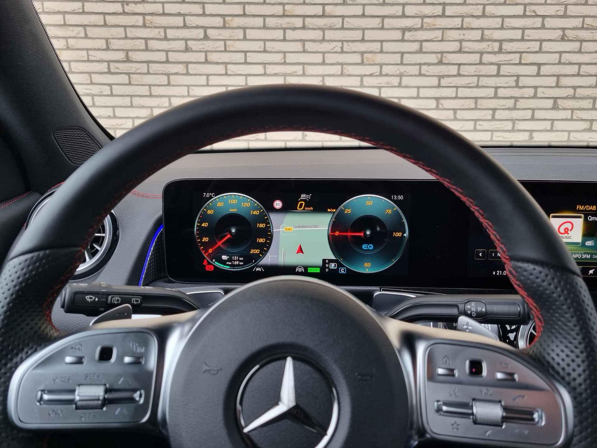 Mercedes-Benz EQB 250+ AMG Line 7p. | Rij-assistentiepakket | Memorypakket | 360° Camera - 13/25