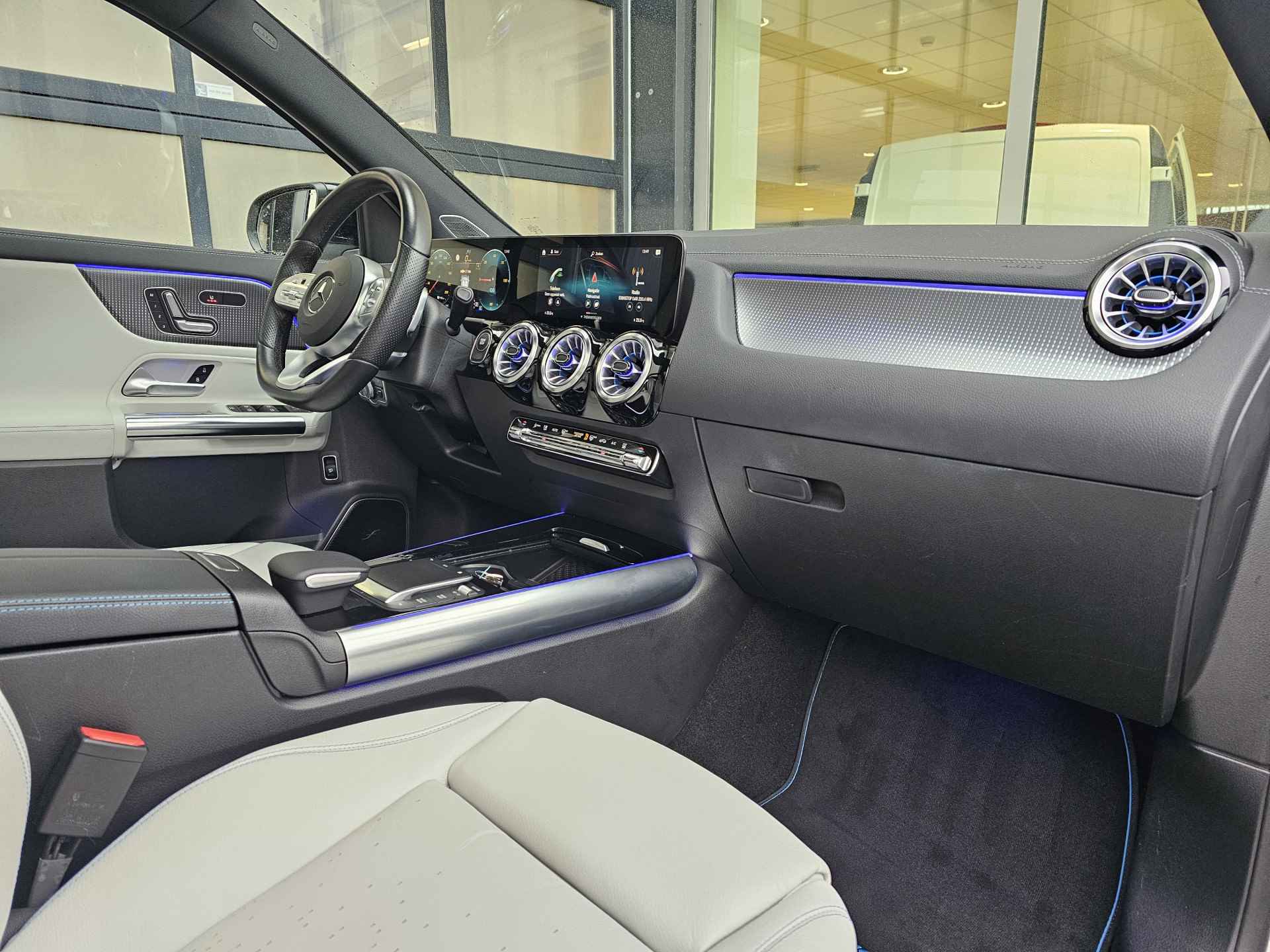 Mercedes-Benz EQA 250 Edition 1 | Rij-assistentiepakket | Panoramadak | Burmester | Memorypakket - 10/19