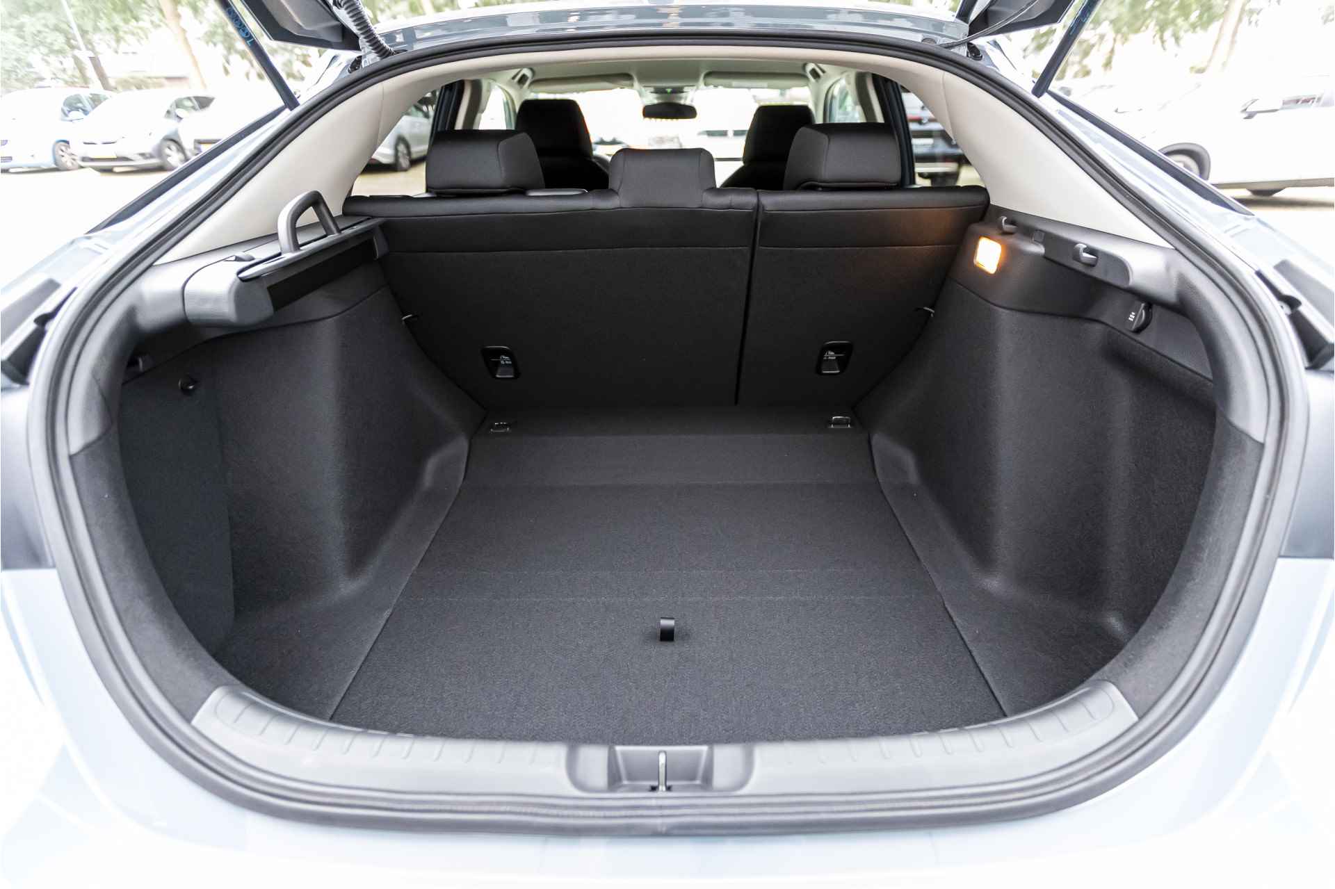 Honda Civic 2.0 e:HEV Elegance Dodehoek detectie, verwarmde stoelen , All-in Rijklaarprijs - 17/44