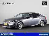 Lexus IS 300h F-Sport Line | Navigatie | Elek verstelbare voorstoelen | Parkeersensoren | Stoelverwarming -/ Koeling |