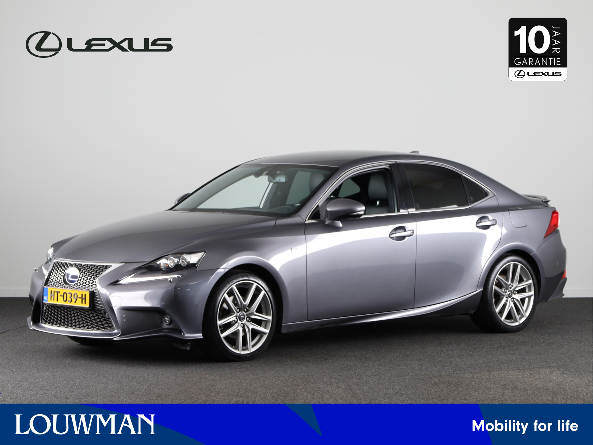 Lexus IS 300h F-Sport Line | Navigatie | Elek verstelbare voorstoelen | Parkeersensoren | Stoelverwarming -/ Koeling |