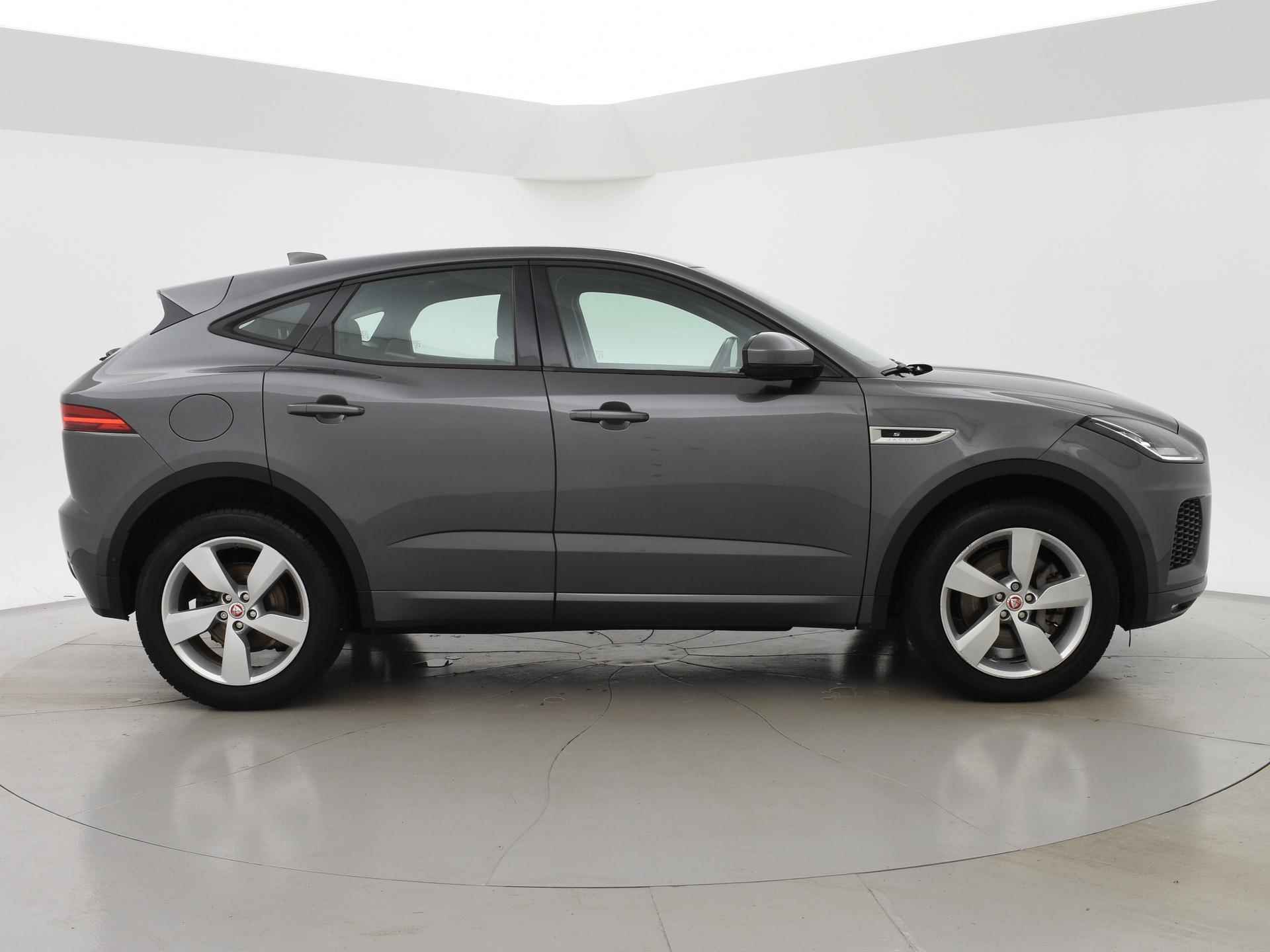 Jaguar E-PACE 2.0 TURBO P250 AWD R-DYNAMIC SE + PANORAMA / LEDER / CAMERA - 20/51