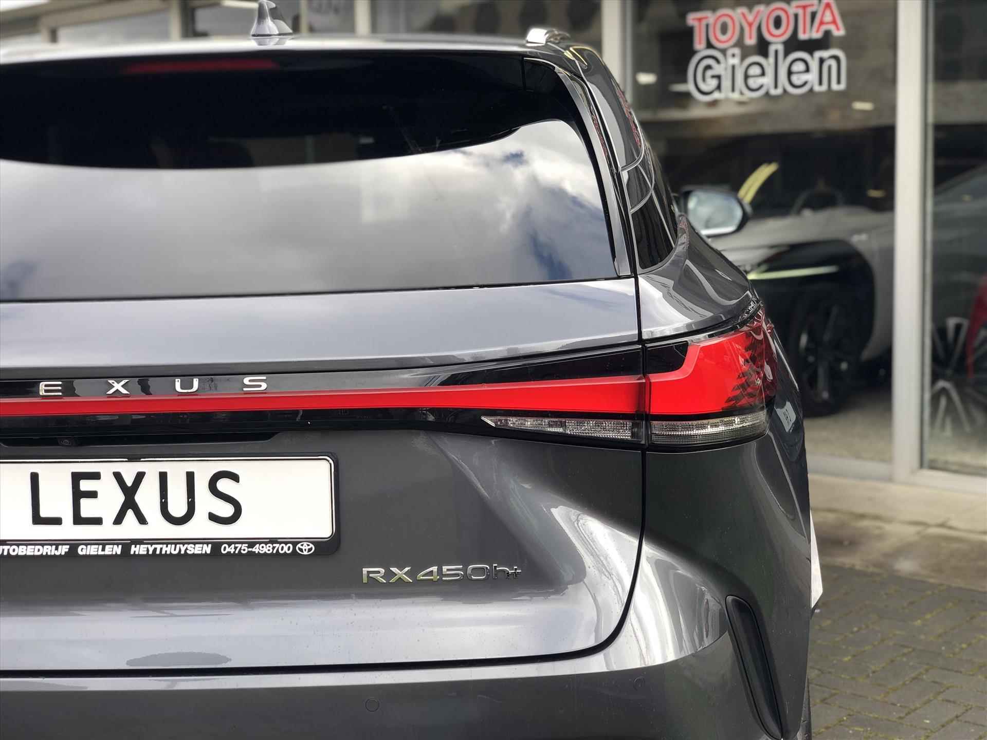 Lexus Rx 450h+ Plug-in Hybrid 309pk AWD Luxury Line | Panoramadak, Stoelventilatie, Stuurverwarming, Dodehoekherkenning, Parkeersensoren - 14/47