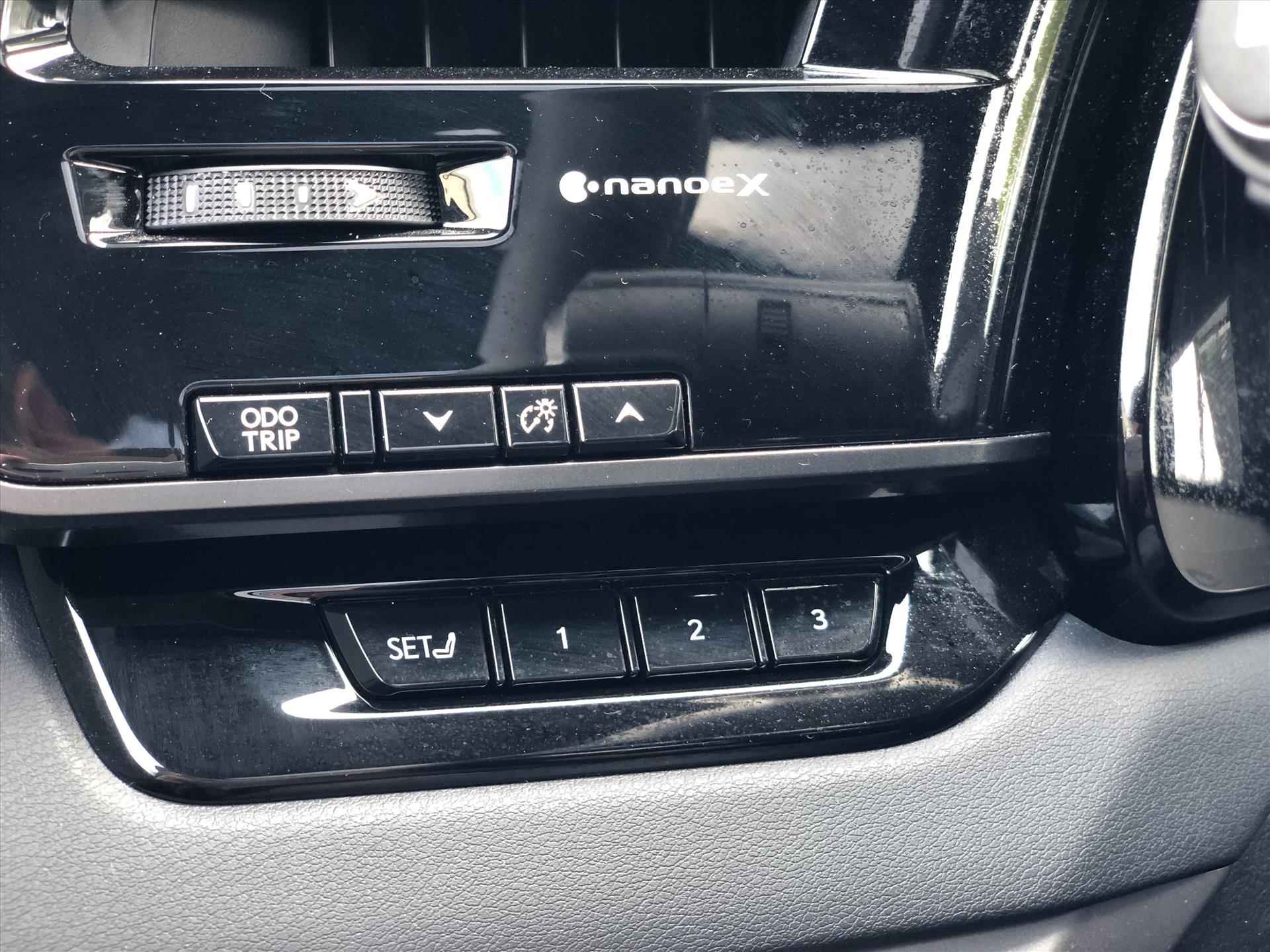 Lexus Rx 450h+ Plug-in Hybrid 309pk AWD Luxury Line | Panoramadak, Stoelventilatie, Stuurverwarming, Dodehoekherkenning, Parkeersensoren - 26/47