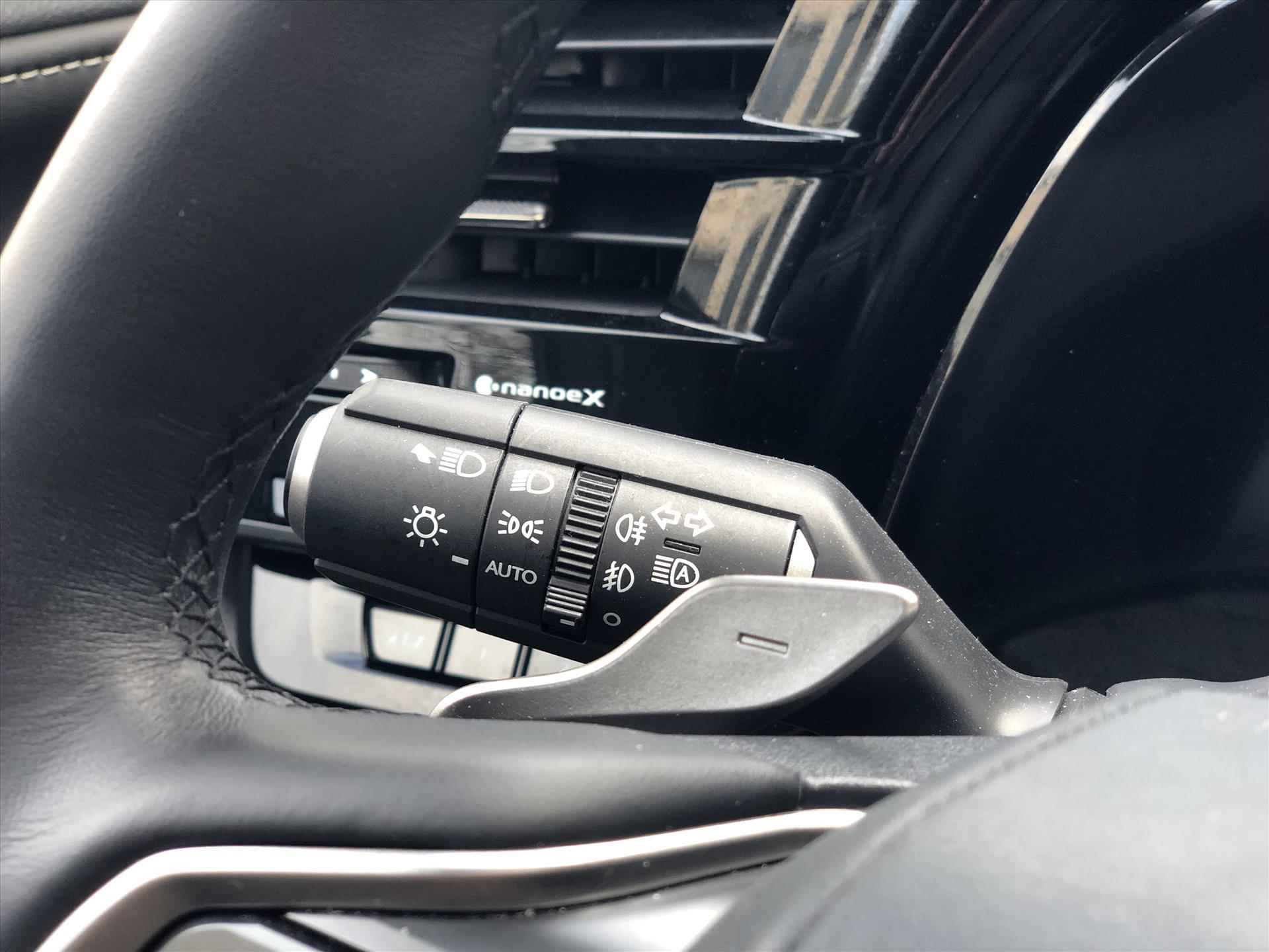 Lexus Rx 450h+ Plug-in Hybrid 309pk AWD Luxury Line | Panoramadak, Stoelventilatie, Stuurverwarming, Dodehoekherkenning, Parkeersensoren - 36/47