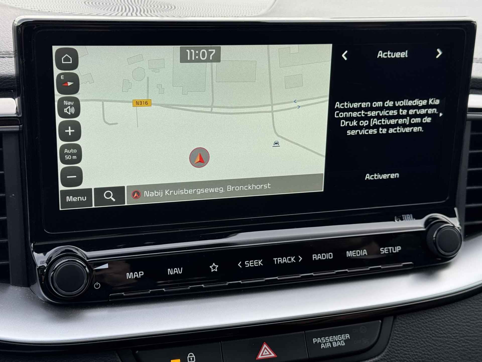 Kia XCeed 1.5 T-GDI MHEV Black Edition / Elektrisch schuif/kanteldak / Apple Carplay/Android Auto / Achteruitrijcamera / Elektrische kofferbak / Navigatie - 18/47