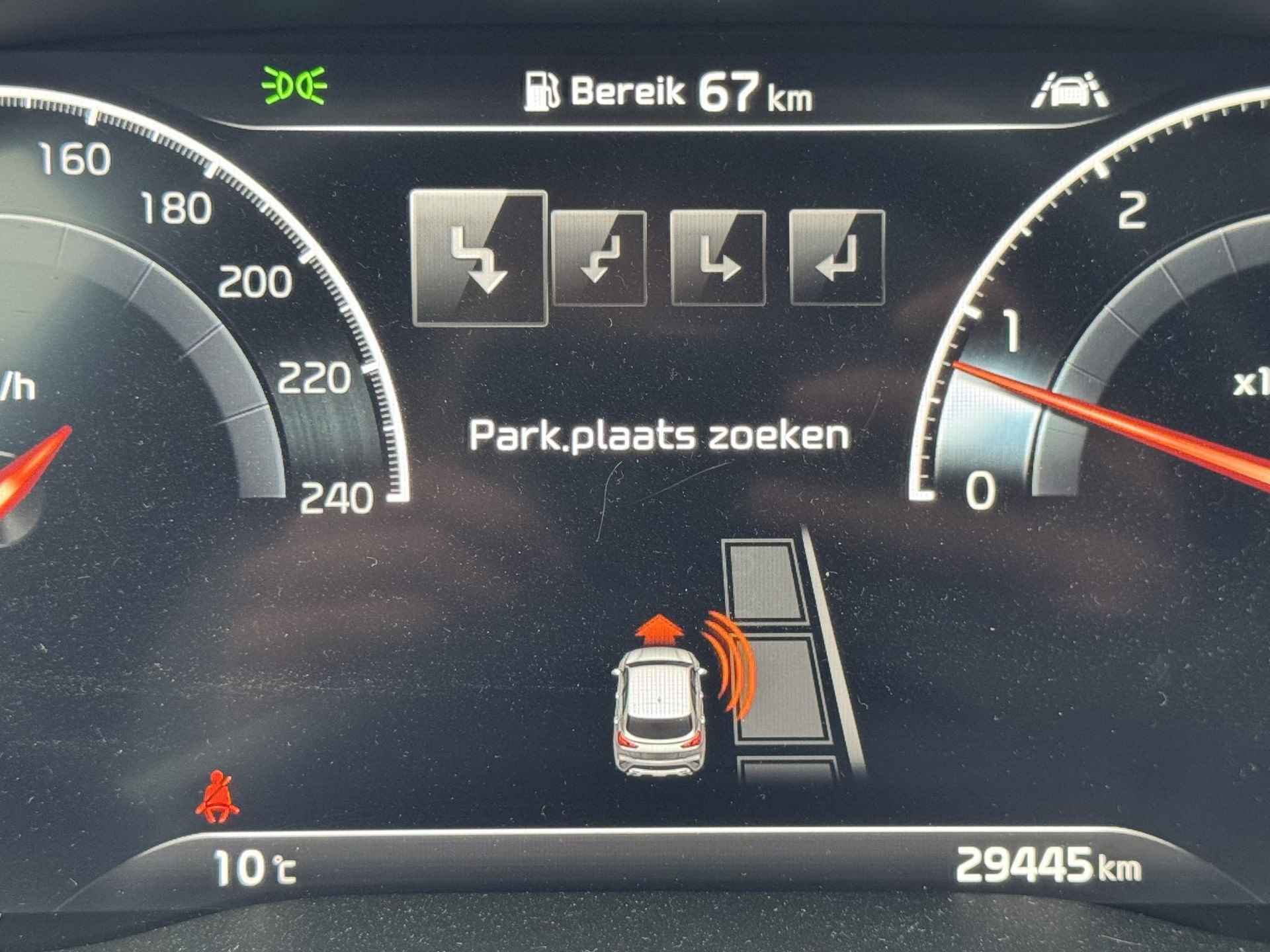 Kia XCeed 1.5 T-GDI MHEV Black Edition / Elektrisch schuif/kanteldak / Apple Carplay/Android Auto / Achteruitrijcamera / Elektrische kofferbak / Navigatie - 44/47