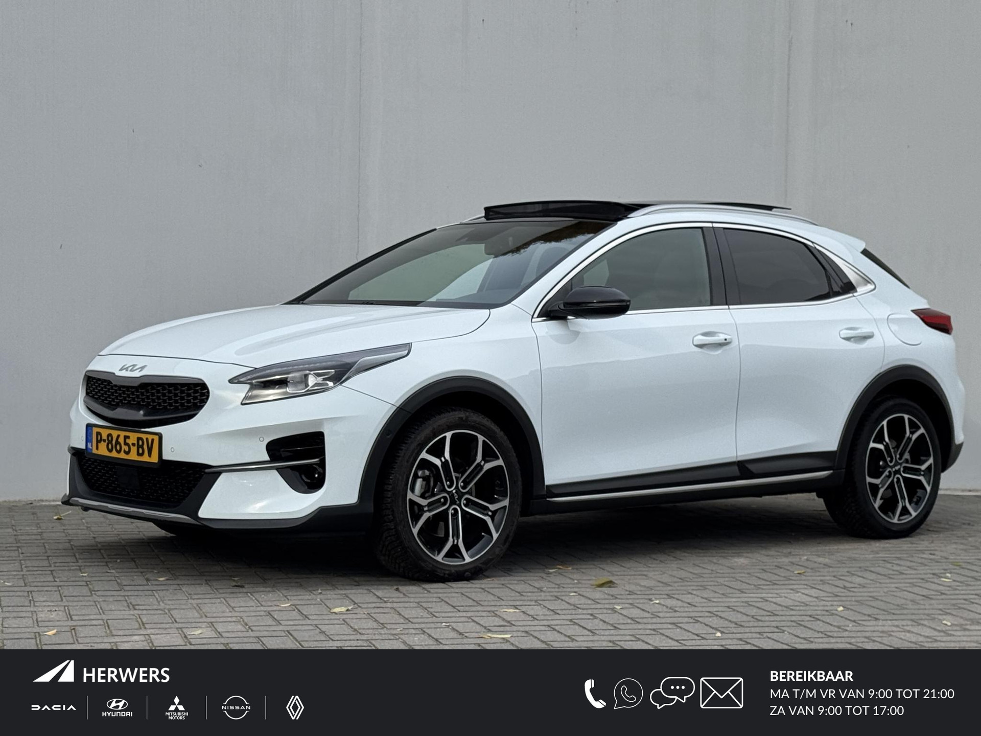 Kia XCeed 1.5 T-GDI MHEV Black Edition / Elektrisch schuif/kanteldak / Apple Carplay/Android Auto / Achteruitrijcamera / Elektrische kofferbak / Navigatie