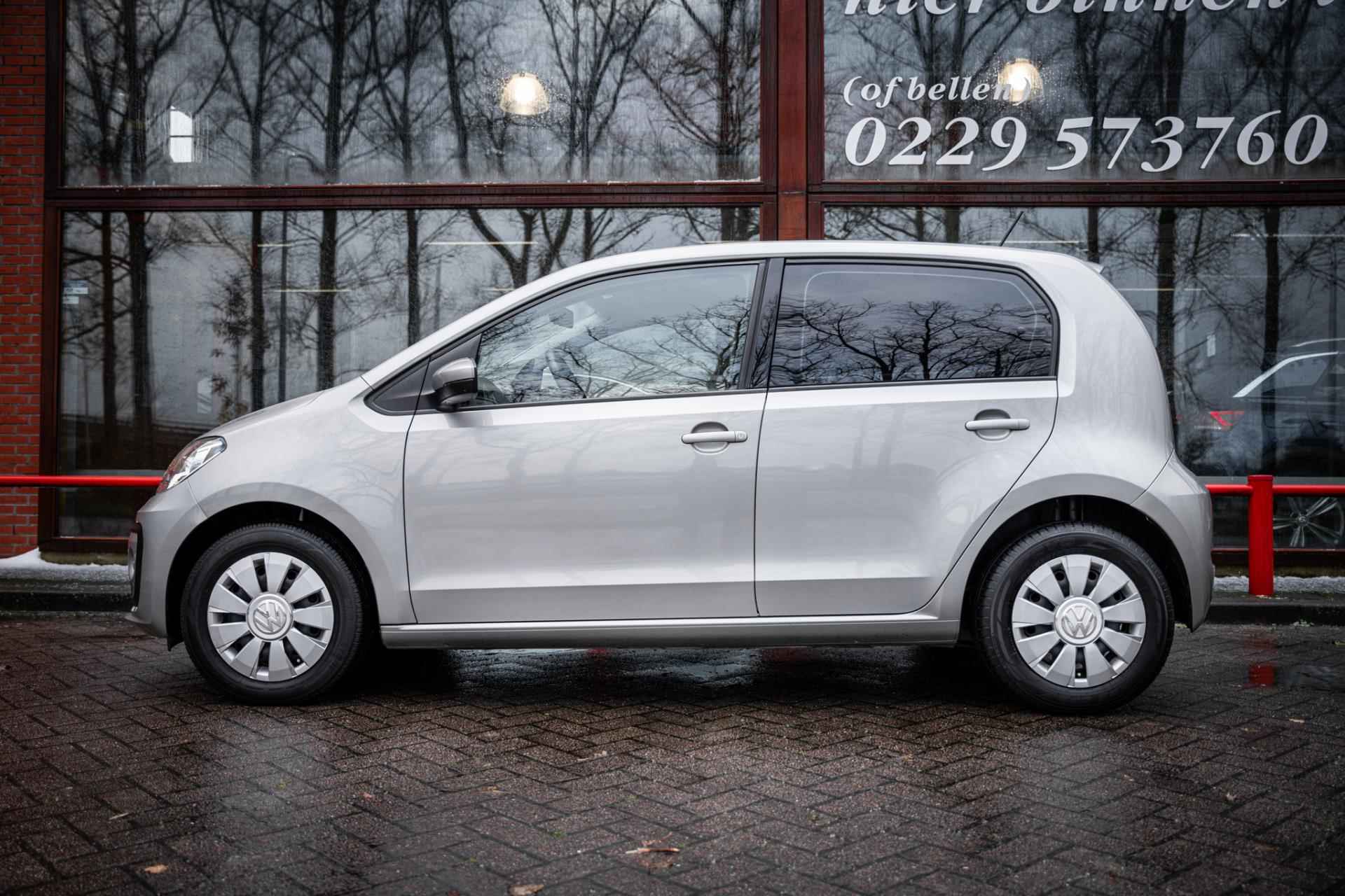 Volkswagen Up! 1.0 BMT move up! 75pk | 5 deurs | Airco | Bluetooth telefoon | Electrische ramen | - 3/51